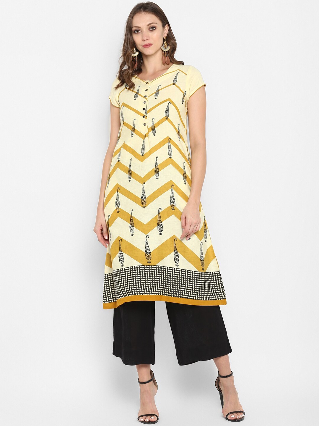 

Aprique FAB Women Yellow & Black Printed A-Line Kurta