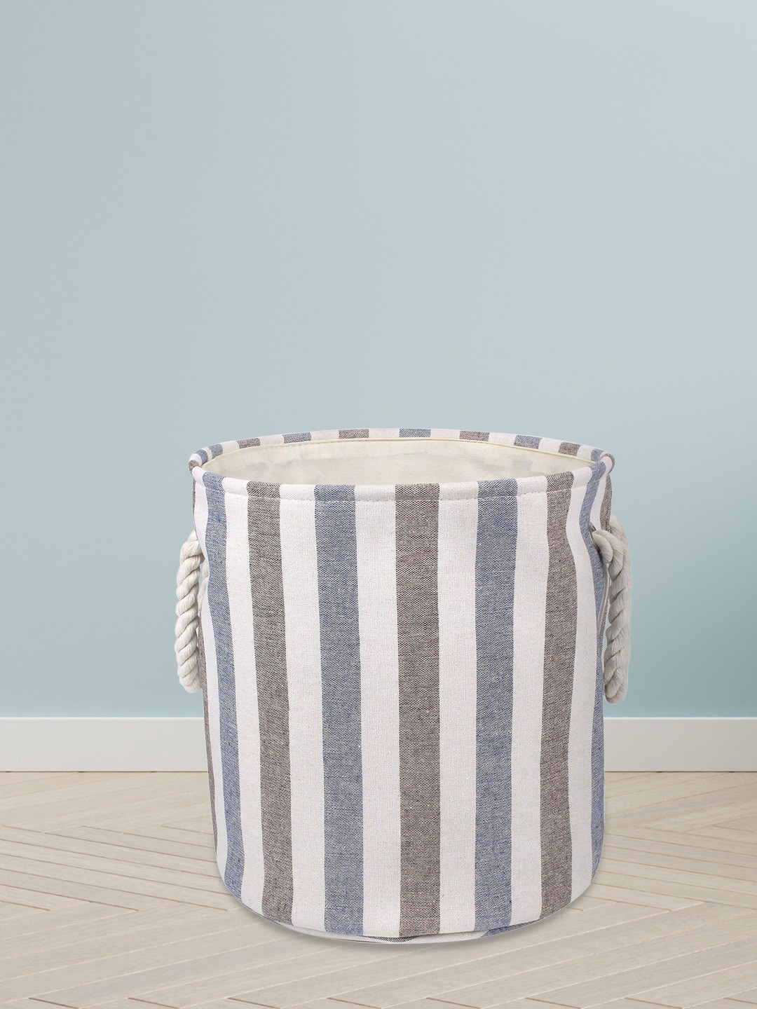 

HomeStorie White & Grey Striped Multipurpose 21 Litre Laundry Bag