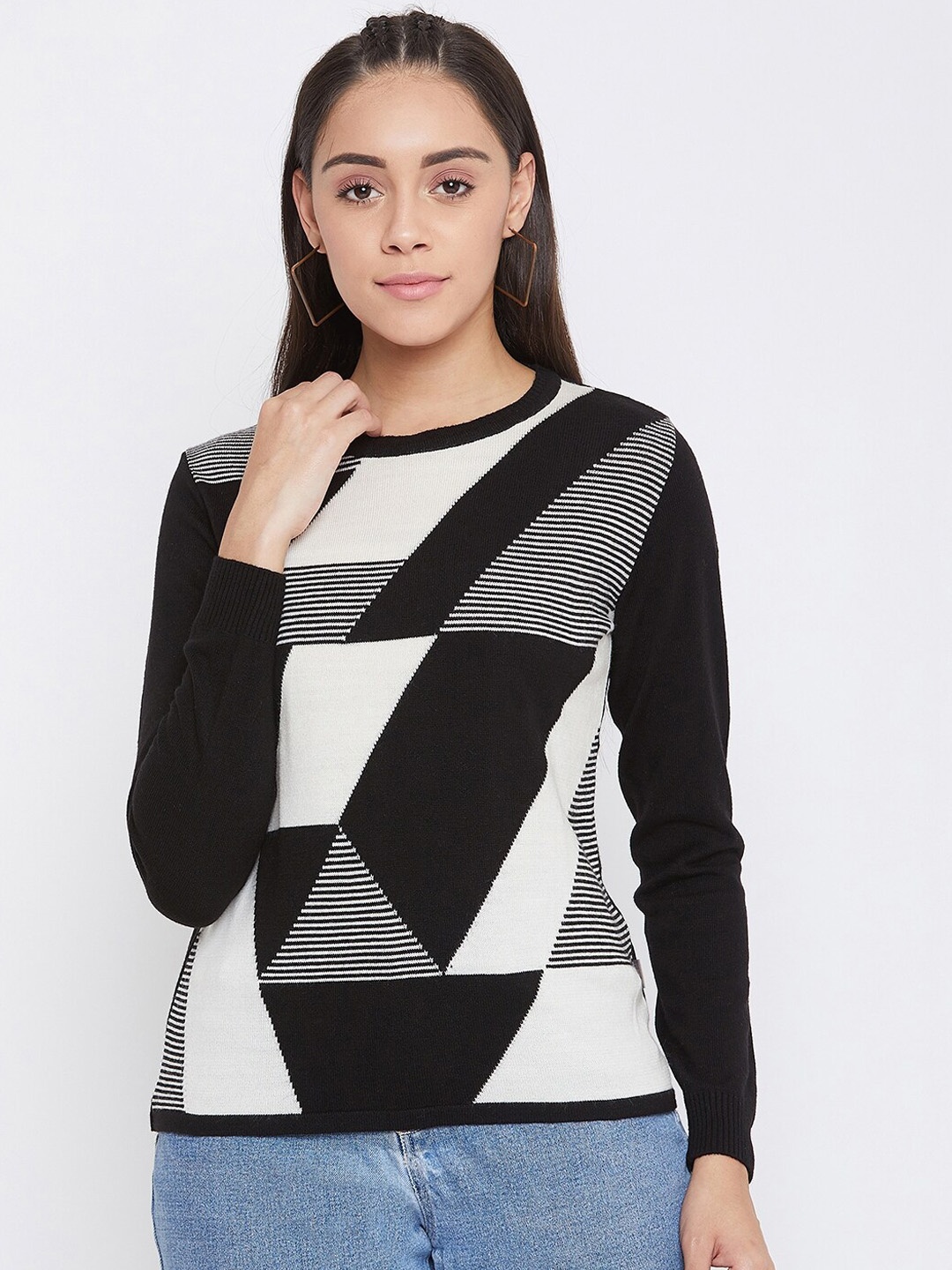 

Crimsoune Club Women Black & White Colourblocked Pullover Sweater