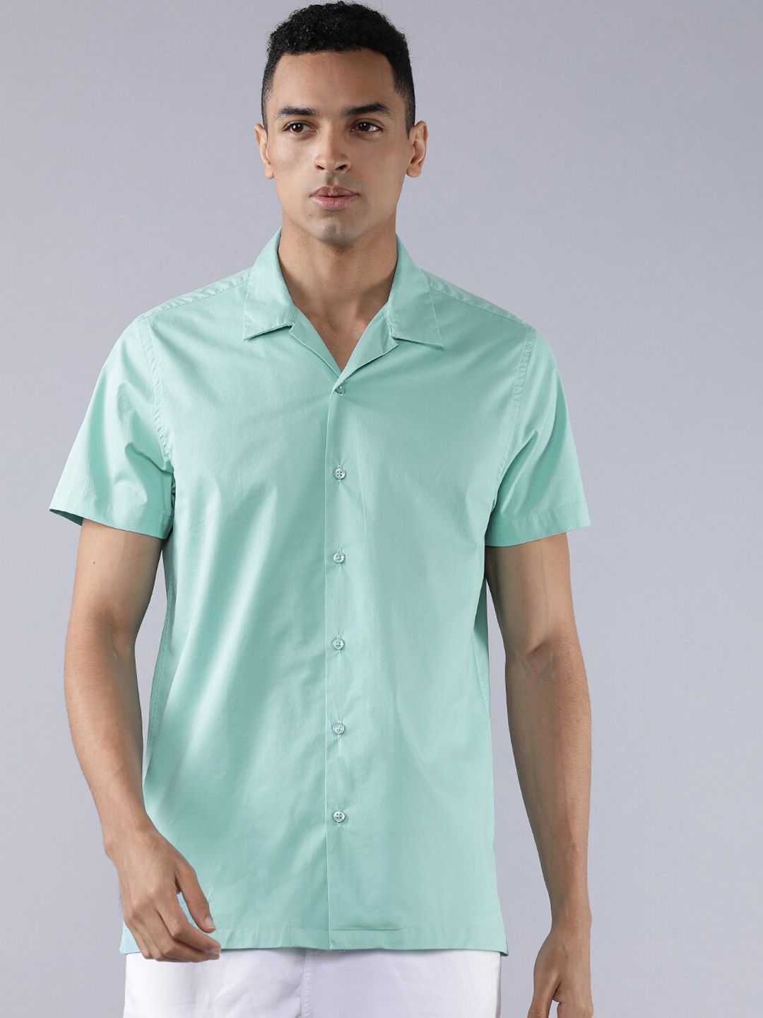 

HIGHLANDER Men Turquoise Blue Slim Fit Solid Casual Shirt