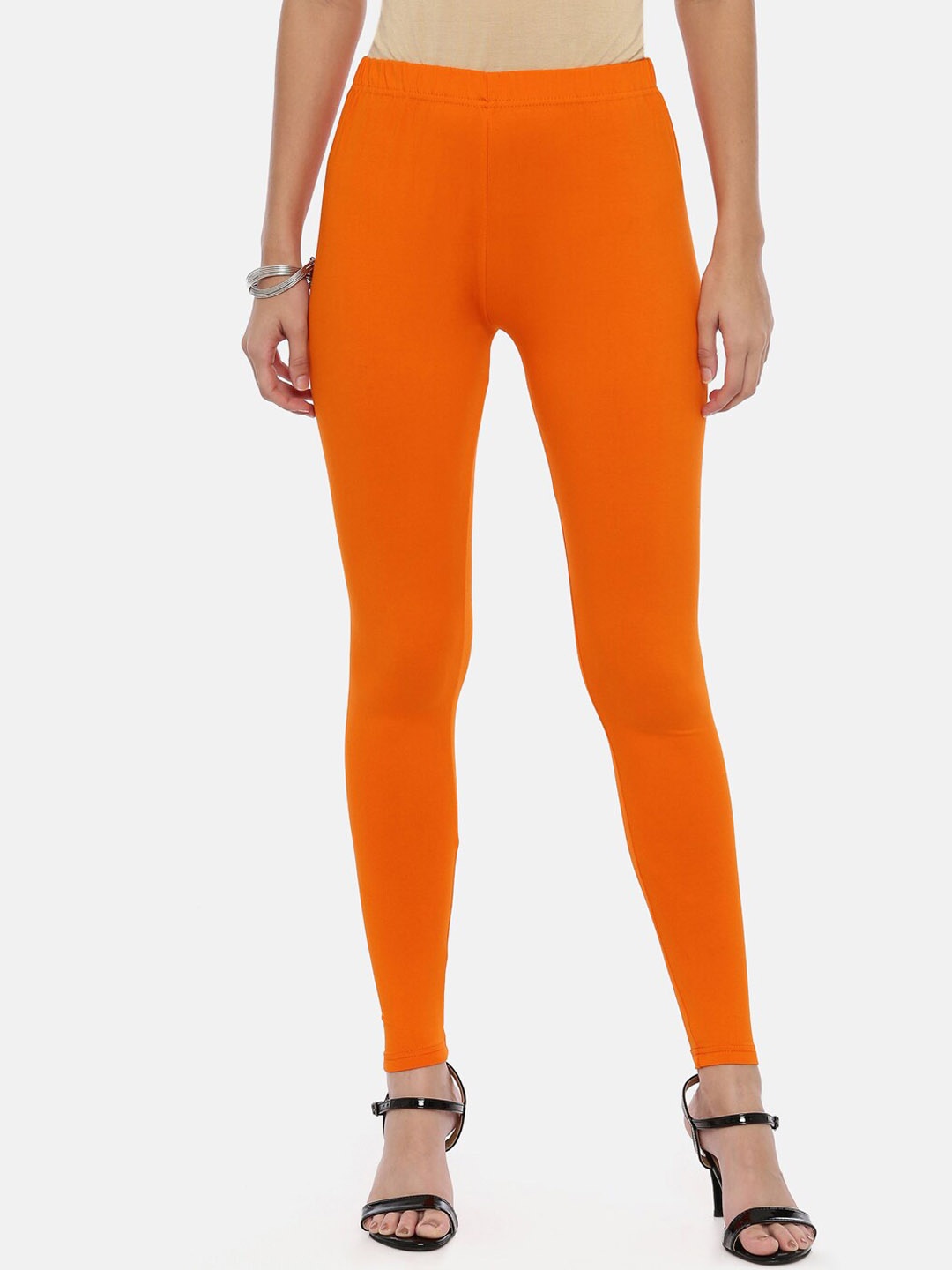 

Souchii Women Orange Solid Slim-Fit Ankle-Length Leggings
