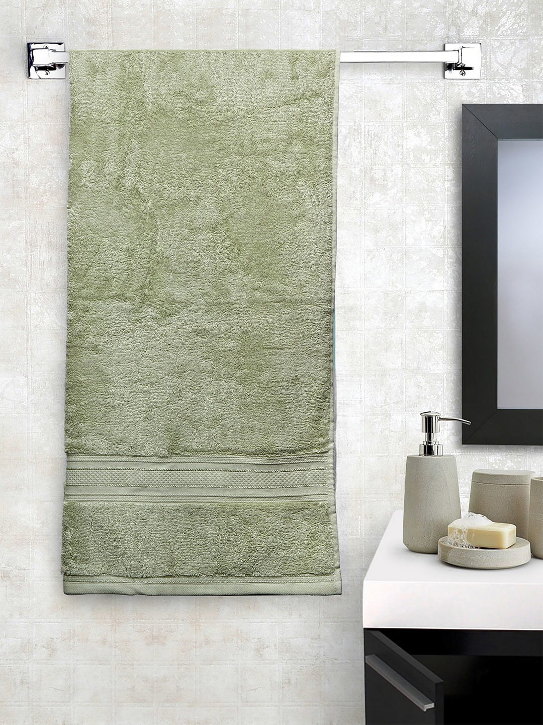

Trident Unisex Olive Green Solid Classic Plus Anti Microbial 525 GSM Bath Towel