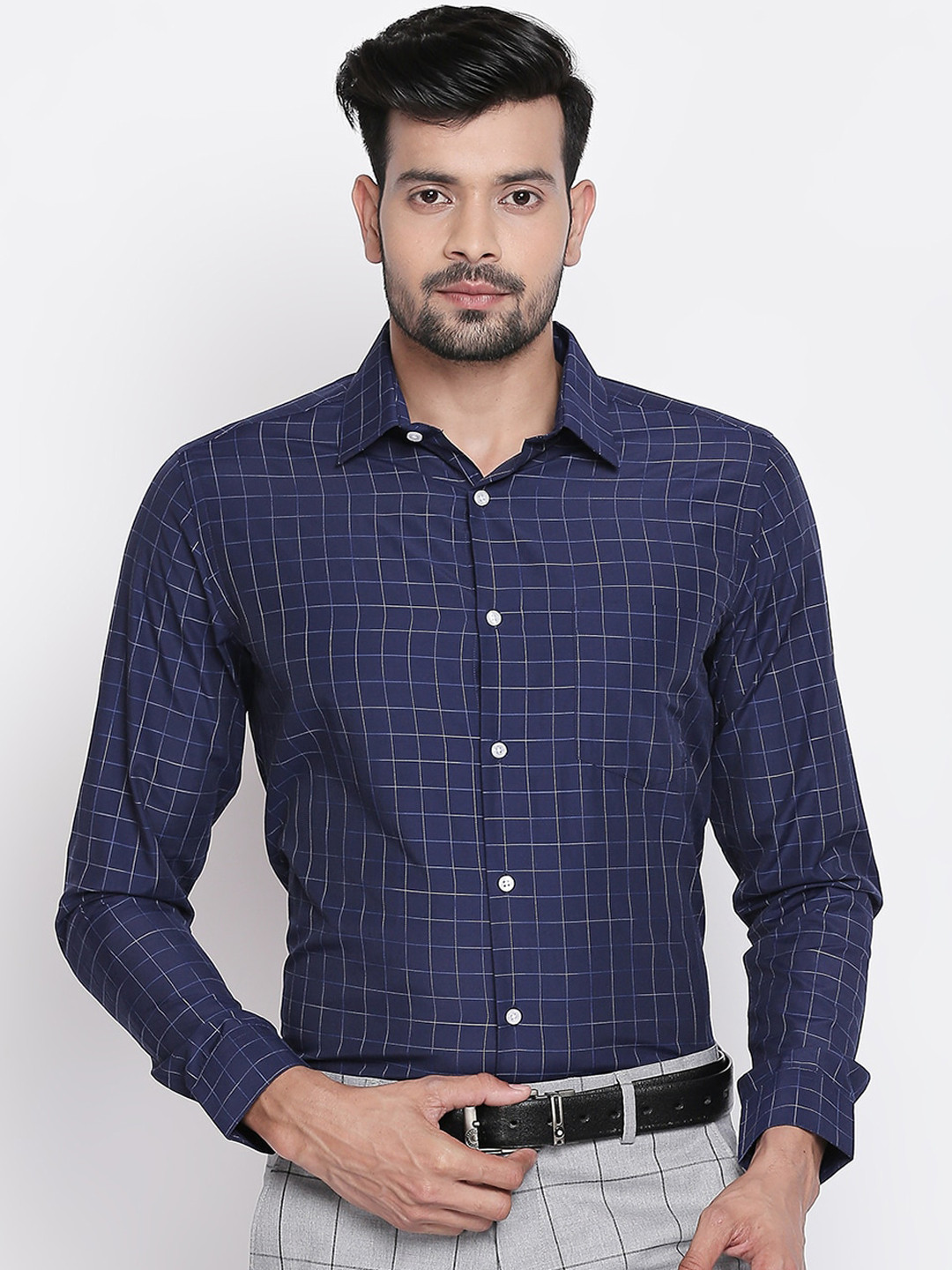 

RICHARD PARKER by Pantaloons Men Navy Blue Slim Fit Checked Formal Shirt