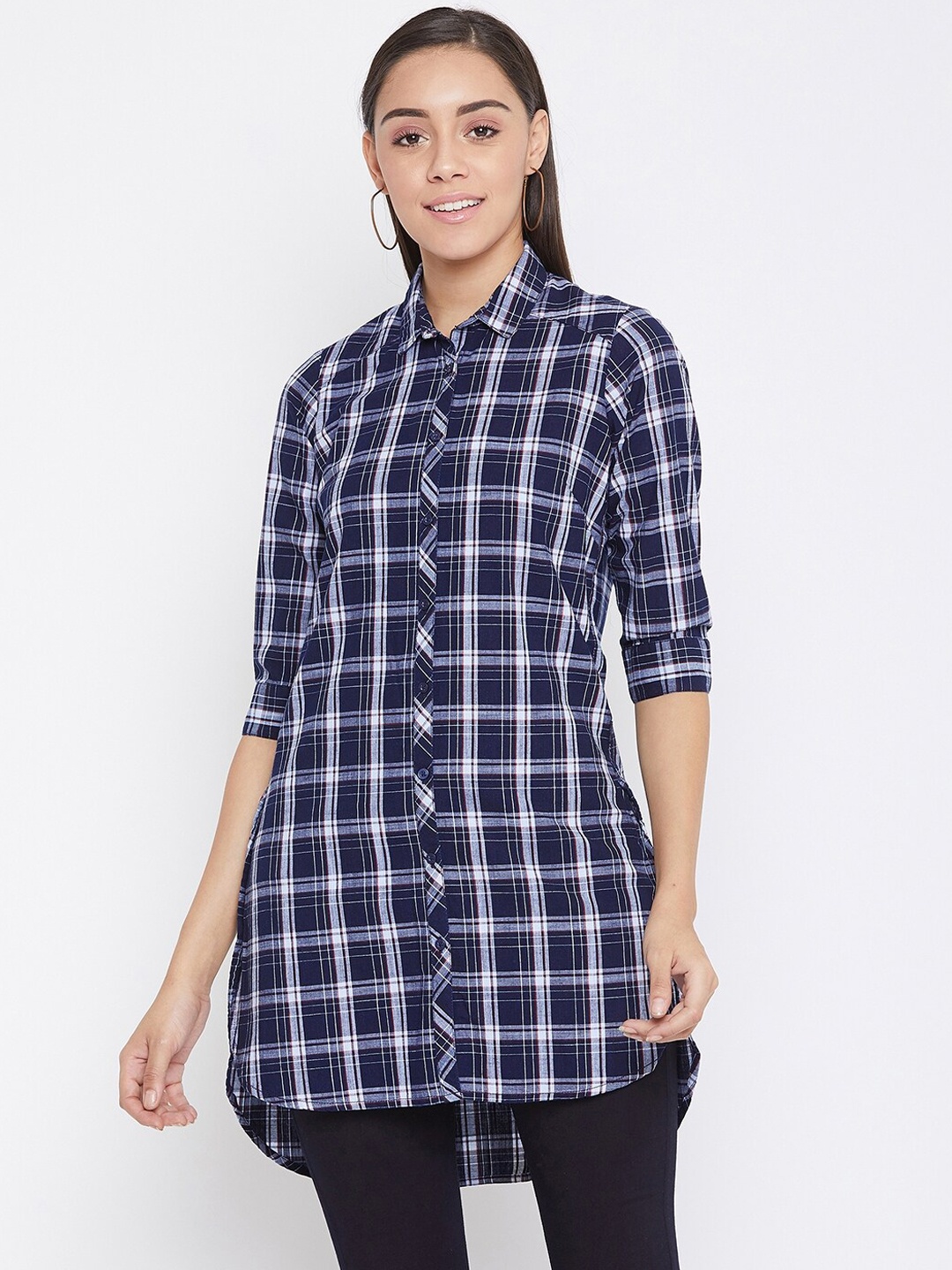 

Crimsoune Club Women Navy Blue & White Slim Fit Checked Casual Shirt