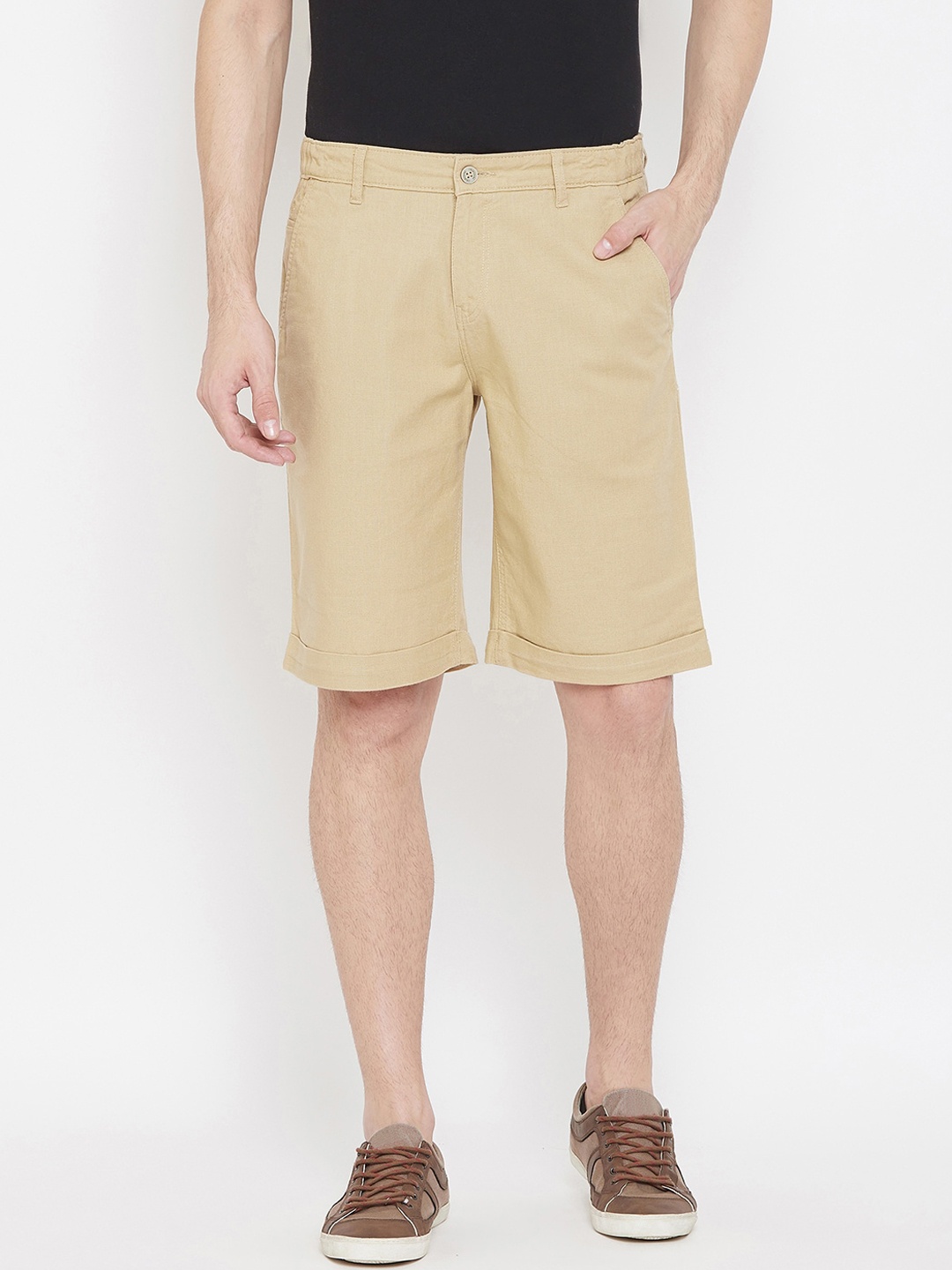 

Crimsoune Club Men Khaki Solid Slim Fit Regular Shorts