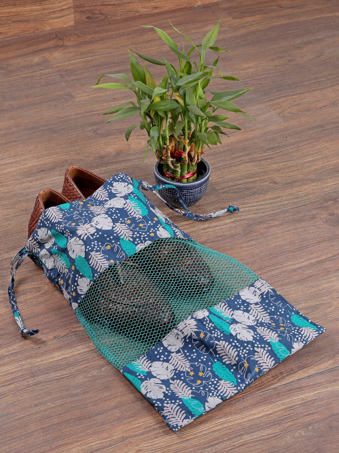 

My Gift Booth Set Of 2 Blue & Green Printed Shoe Covers