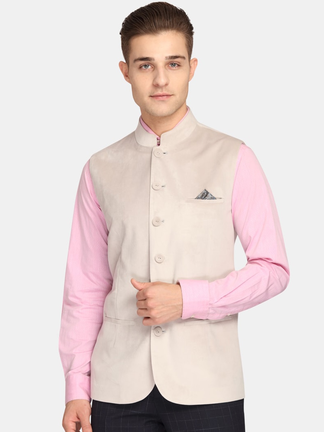 

Theme Men Cream-Coloured Solid Woven Nehru Jacket