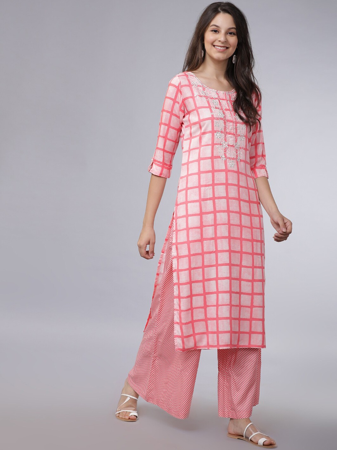 

Vishudh Women Pink Embroidered Checked Kurta with Palazzos