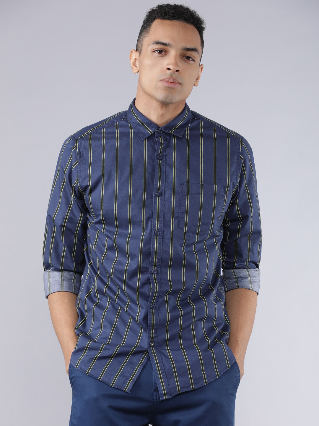 

HIGHLANDER Men Blue Striped Shirt, Navy blue
