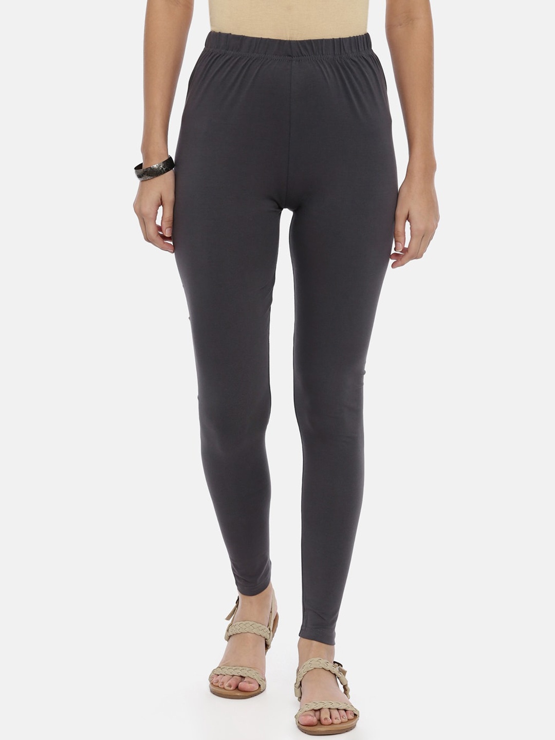 

Souchii Women Grey Solid Slim-Fit Ankle-Length Leggings