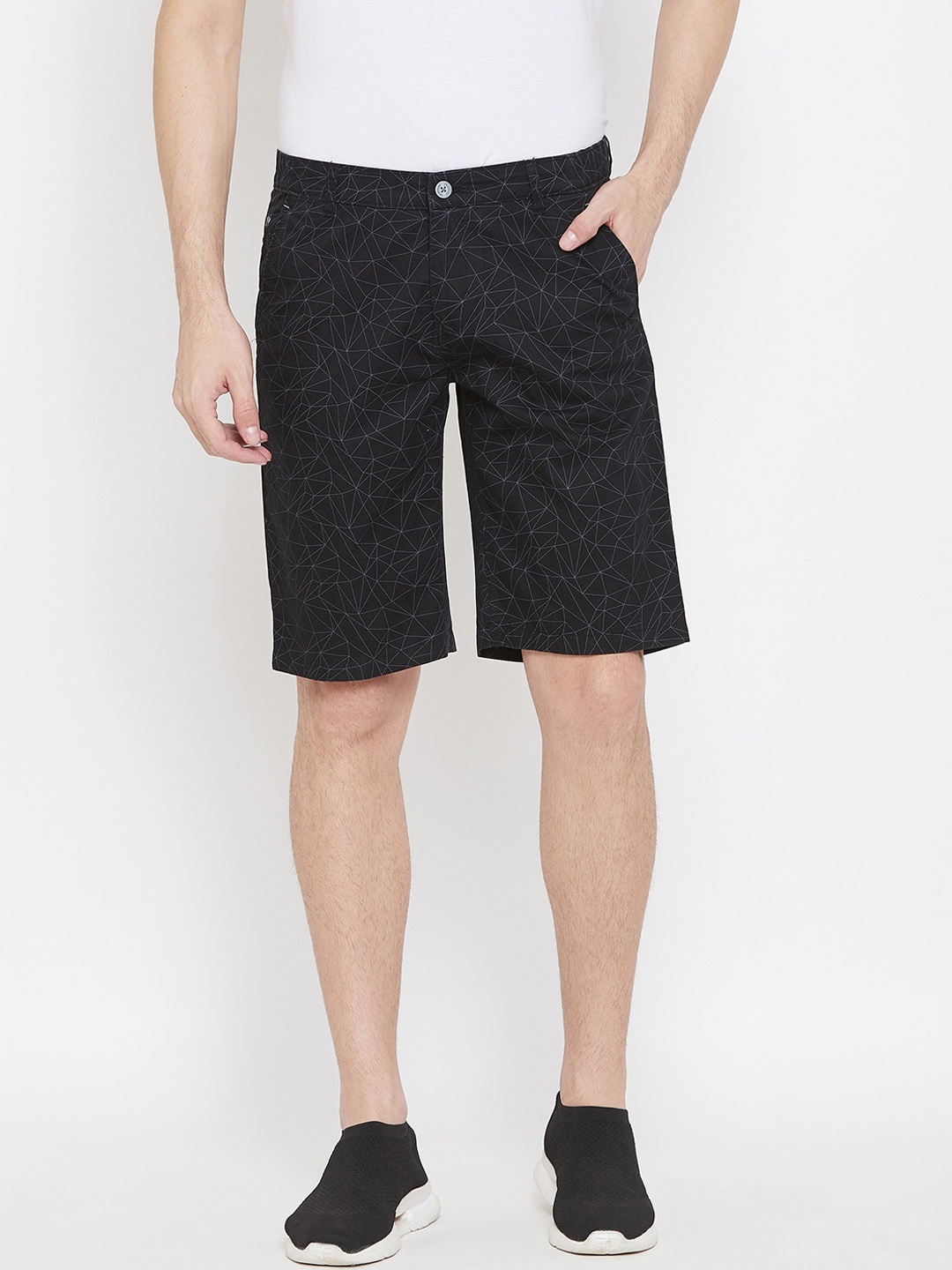

Crimsoune Club Men Black Printed Slim Fit Regular Shorts