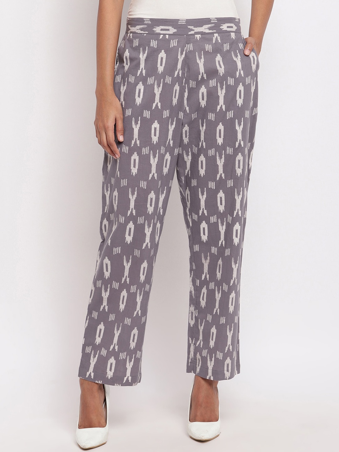 

FABNEST Women Grey & White Relaxed Straight Leg Regular Trousers
