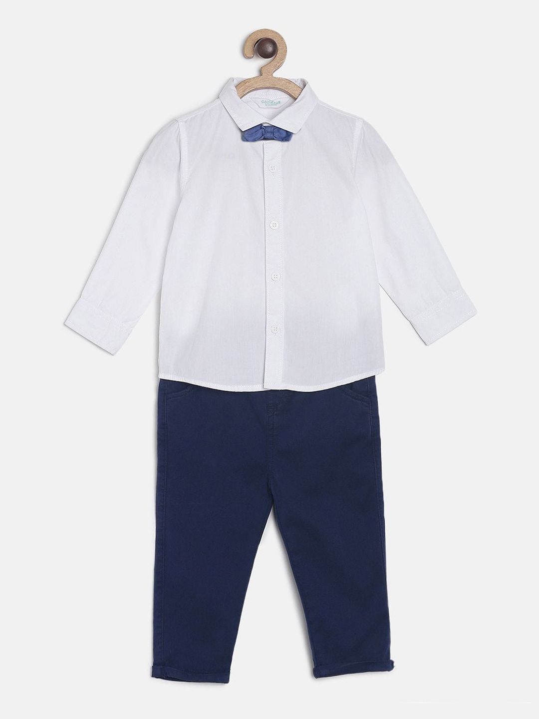 

MINI KLUB Boys White & Navy Blue Solid Co-Ords Set