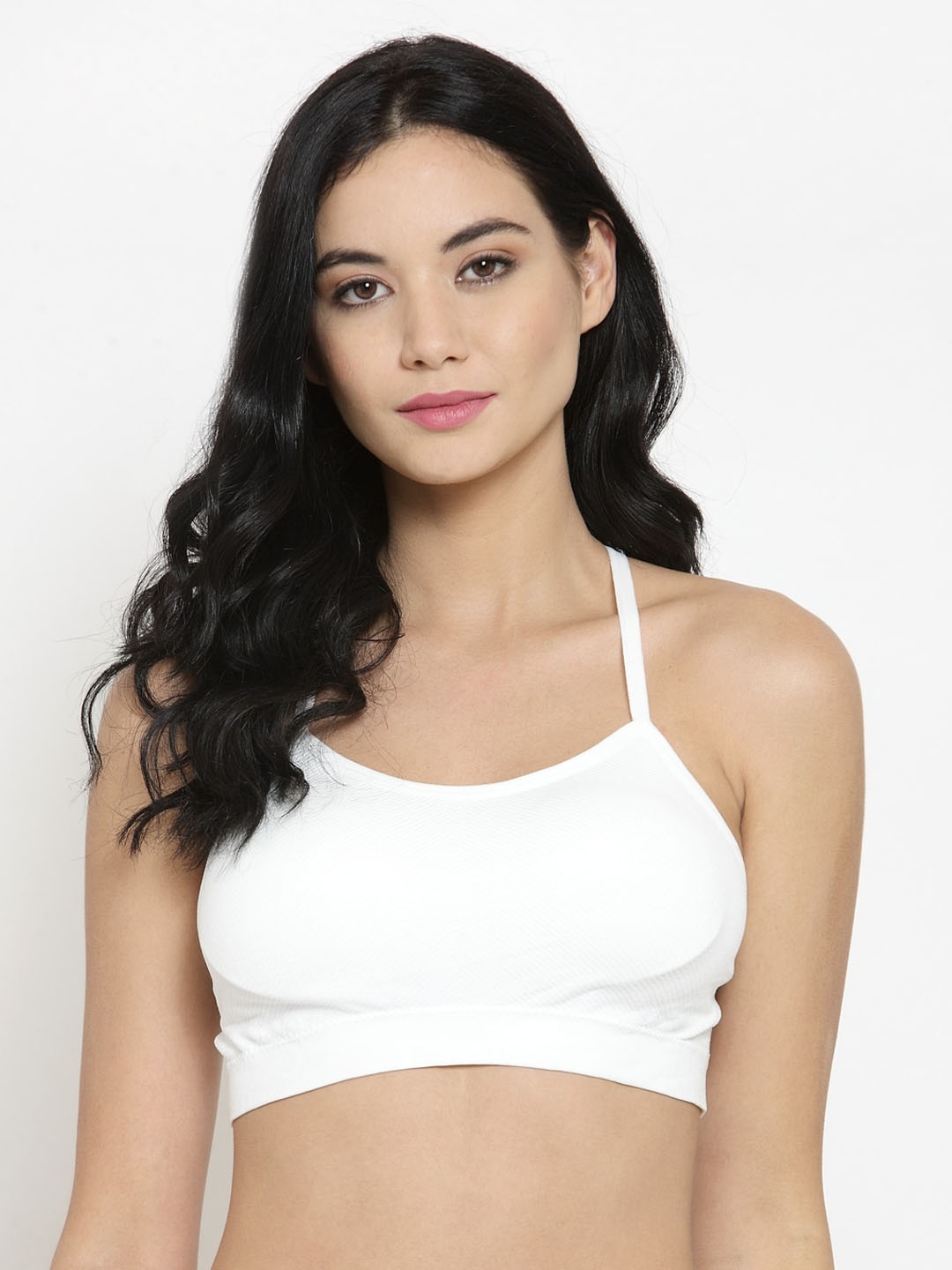 

Laceandme White Solid Non-Wired Lightly Padded Bralette Bra 6350