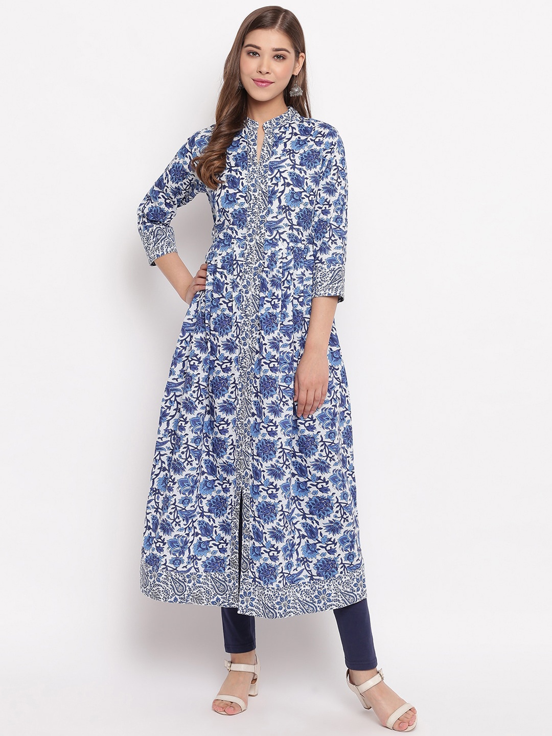 

Vbuyz Women Blue & White Printed Anarkali Kurta