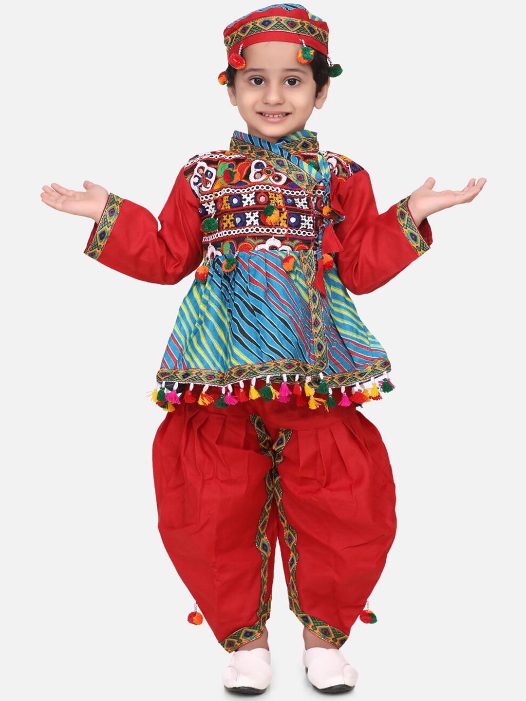 

BownBee Boys Maroon & Blue Embroidered Gujarati Kedia Kurti with Dhoti Pants