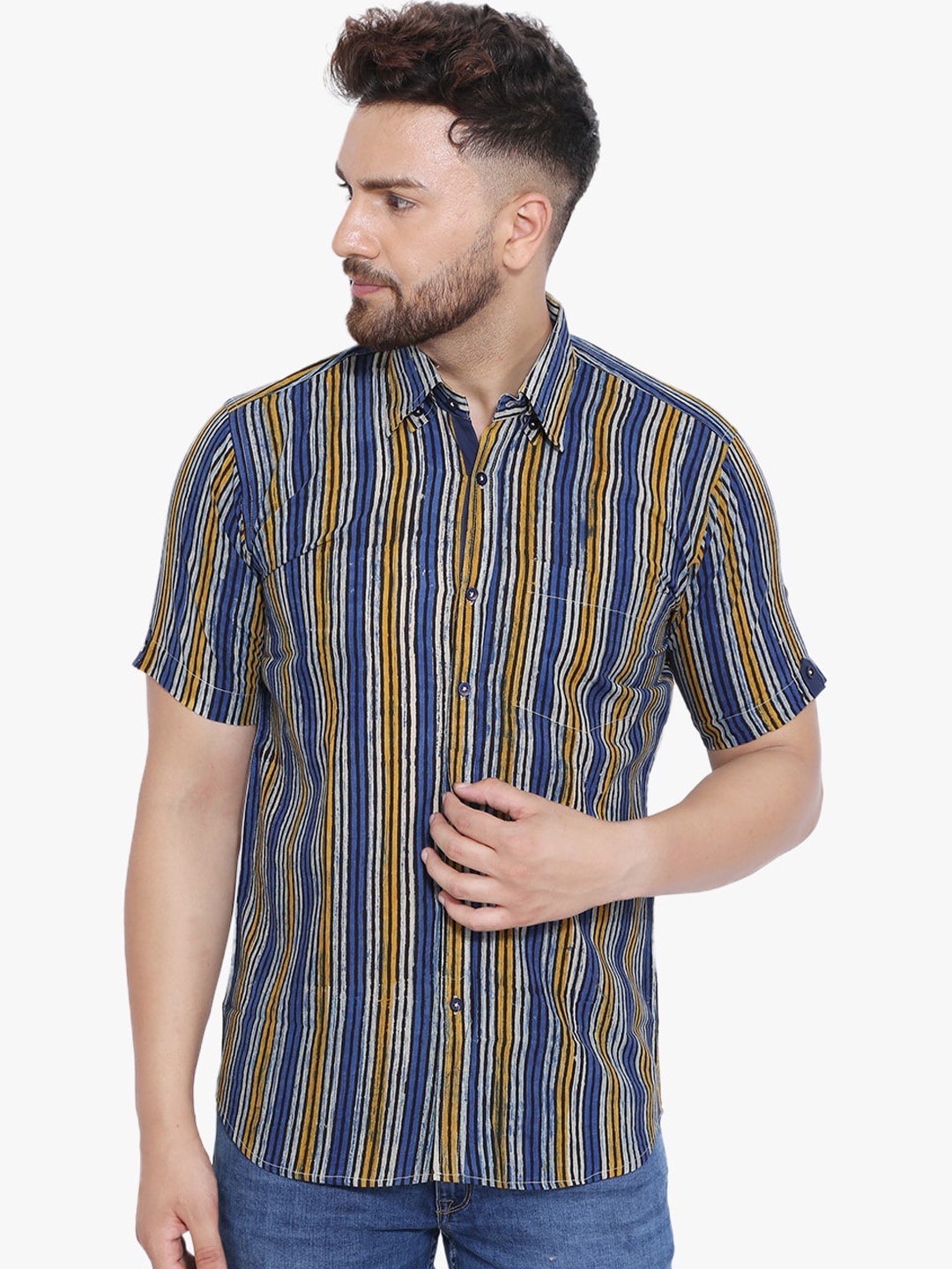 

Wintage Men Blue & Yellow Tailored Fit Striped Casual Shirt