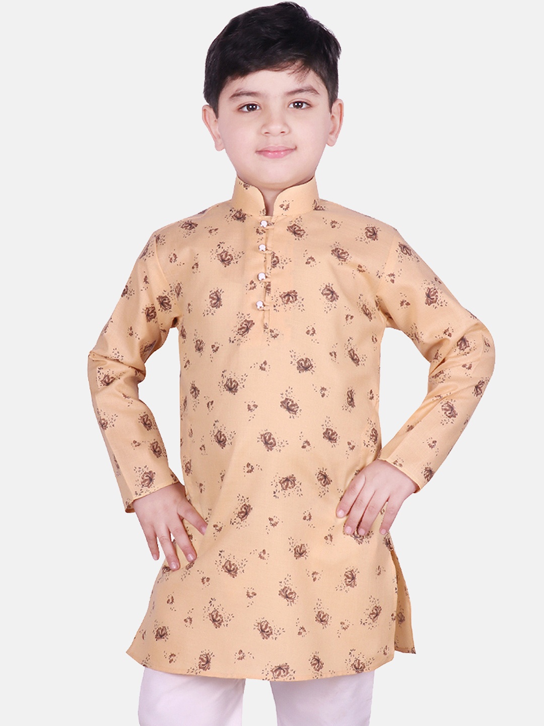 

SG YUVRAJ Boys Beige Floral Printed A-Line Kurta
