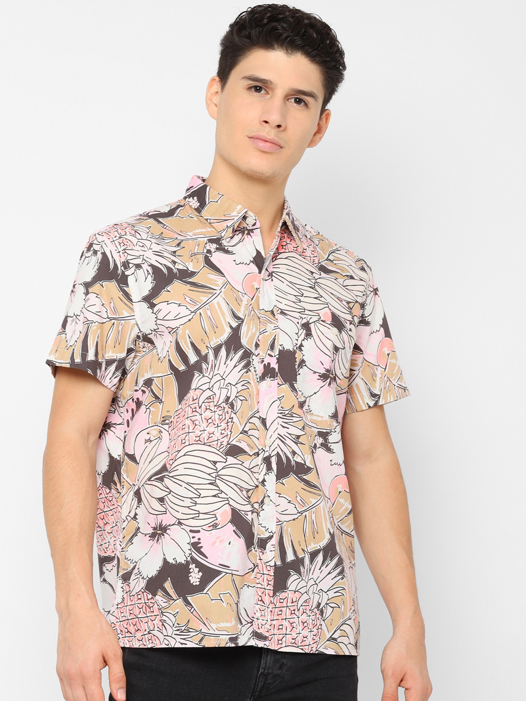 

AMERICAN EAGLE OUTFITTERS Men Cream-Coloured & Brown Regular Fit Printed Casual Shirt