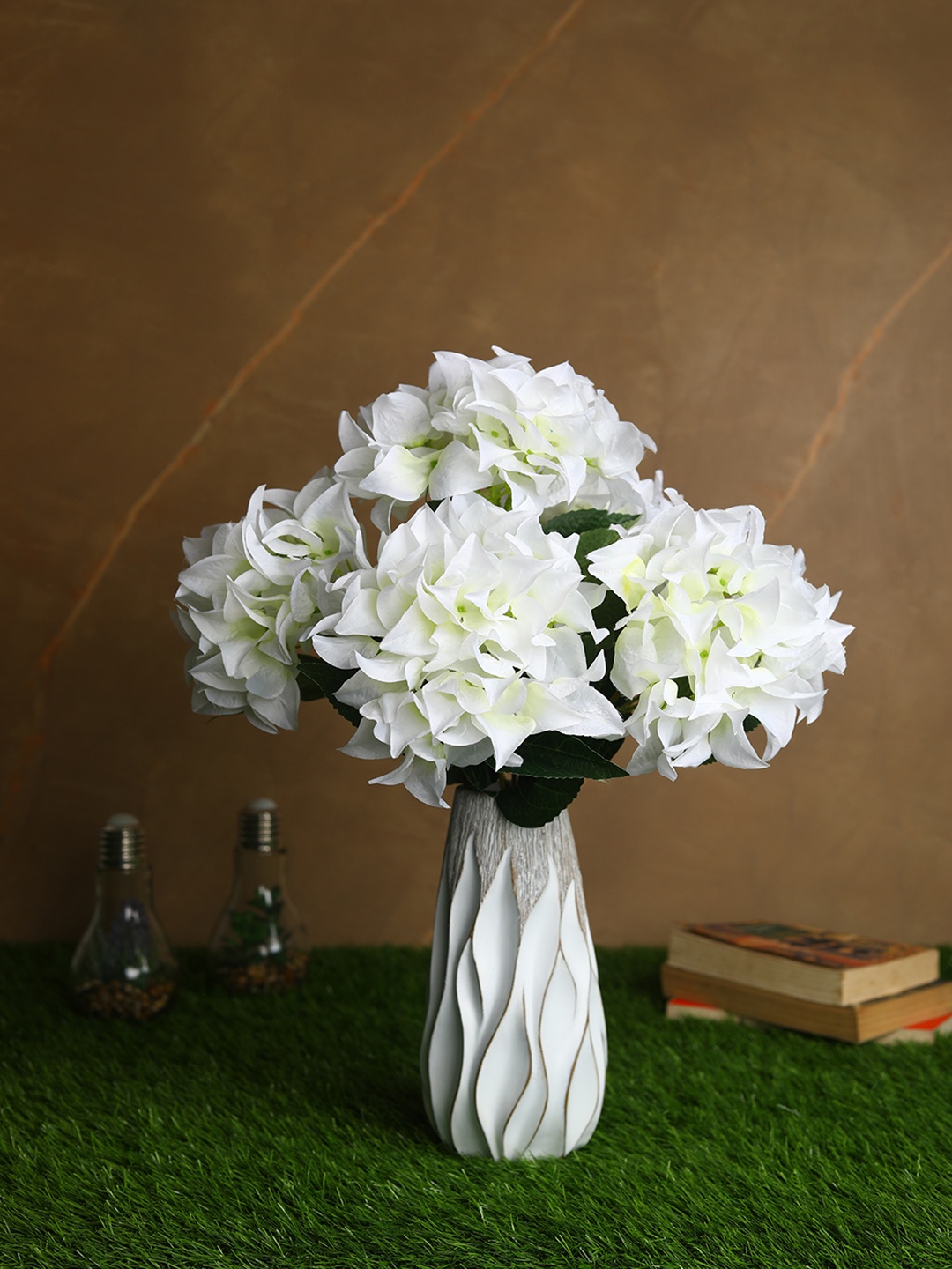 

PolliNation White & Green Decorative Artificial Hydrangea Flower Bunch