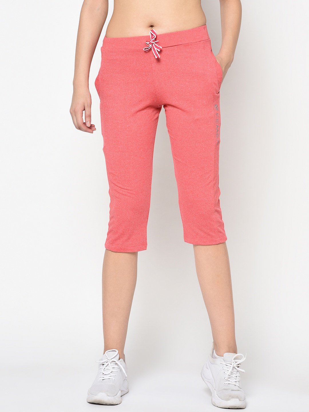 

FEMEA Women Coral Solid Slim Fit Capris