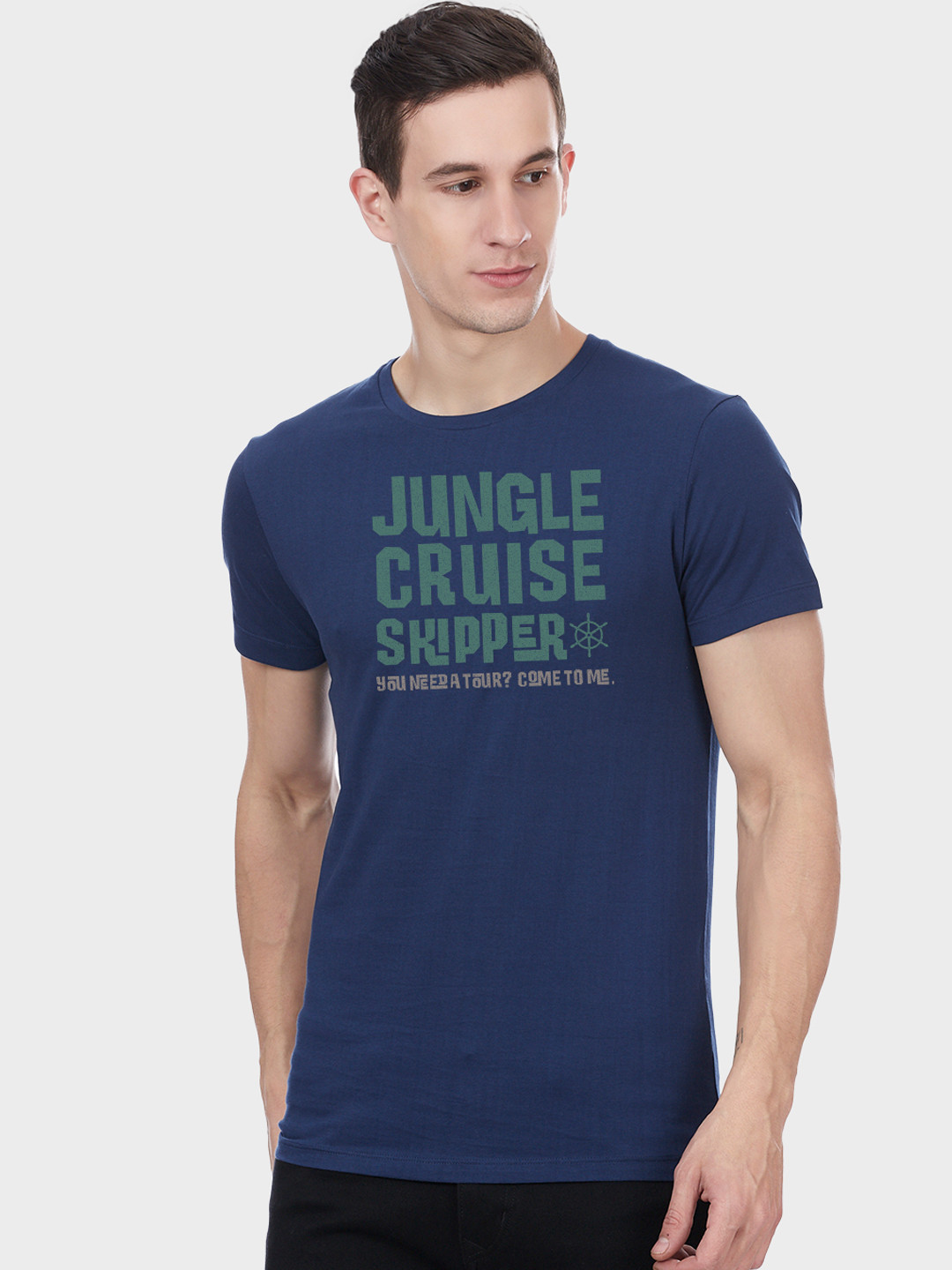 

Free Authority Men Blue & Green Jungle Cruise Printed Slim Fit Round Neck T-shirt