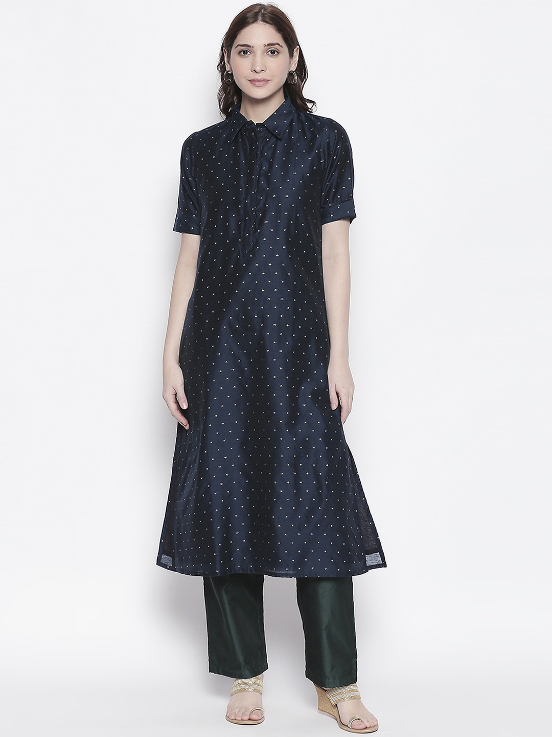 

Desi Weavess Women Navy Blue Woven Design Straight Kurta