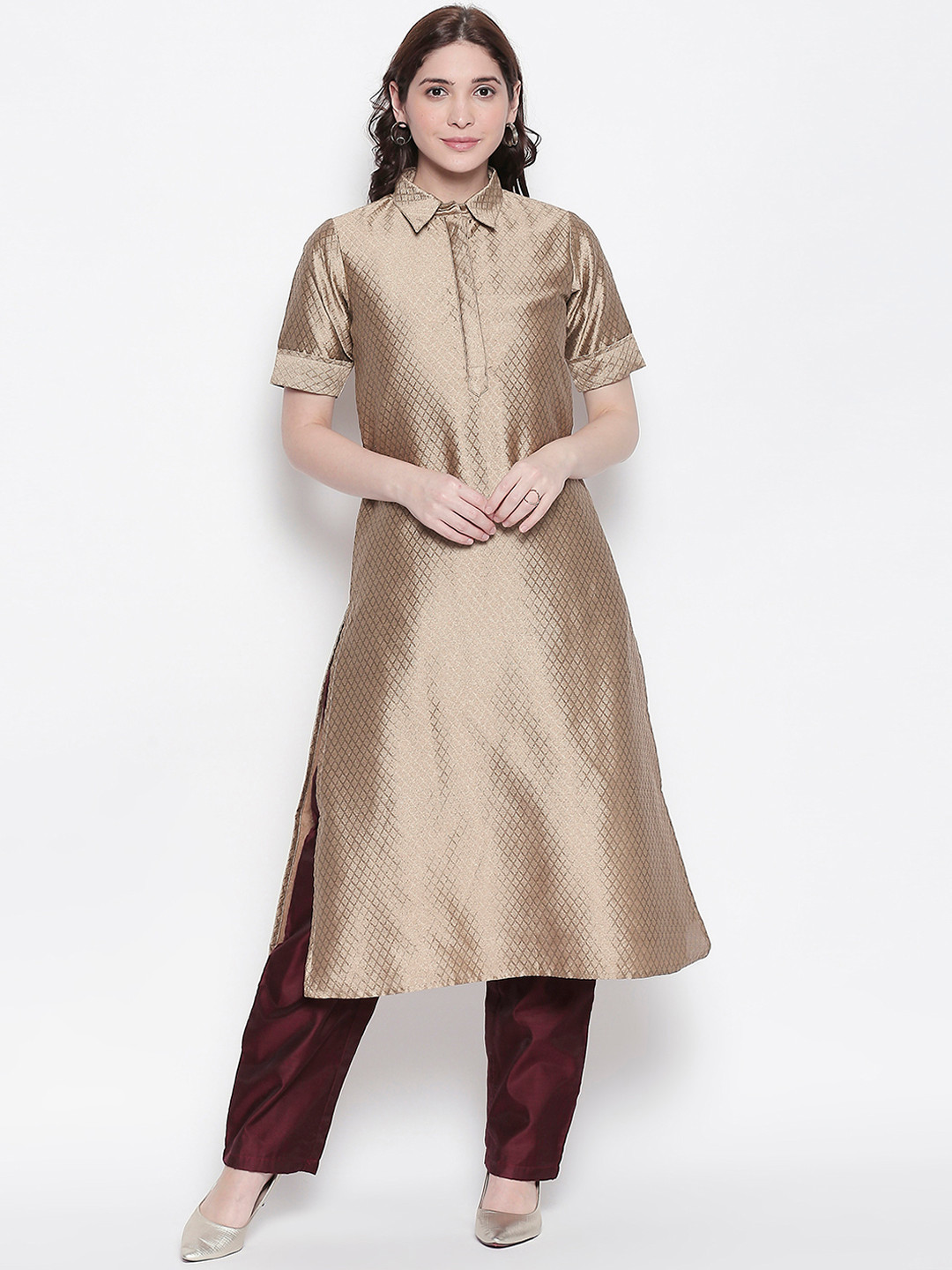 

Desi Weavess Women Beige Woven Design Straight Kurta