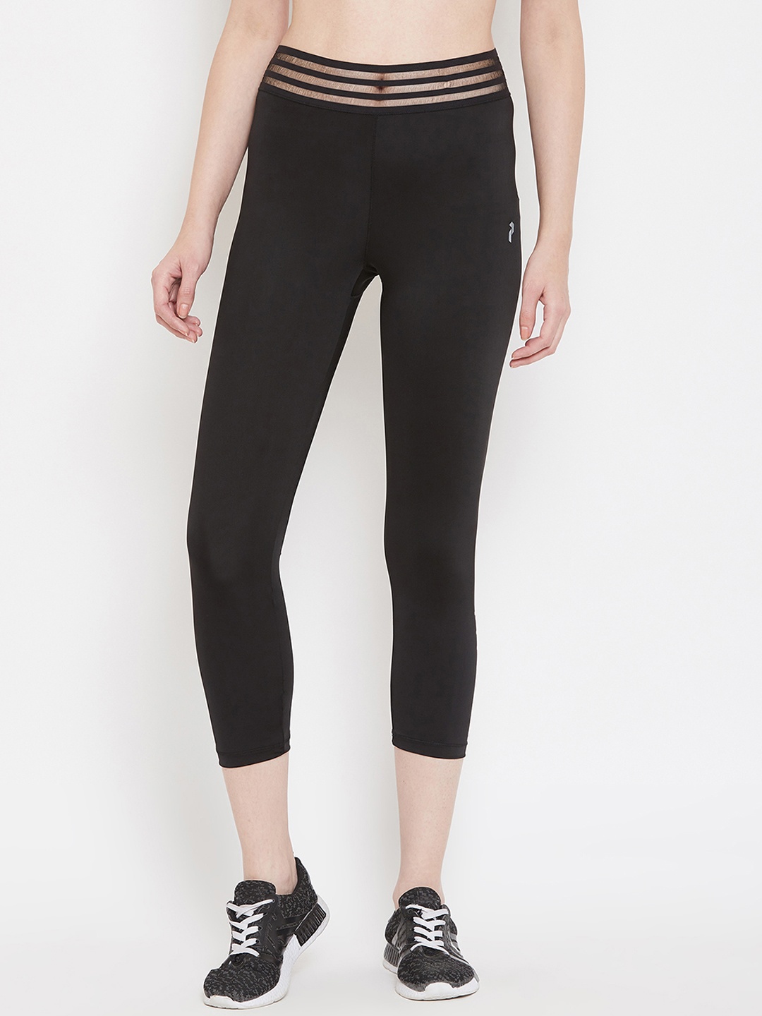 

PERFKT-U Women Black Solid Slim-Fit Three Fourth-Length Tights