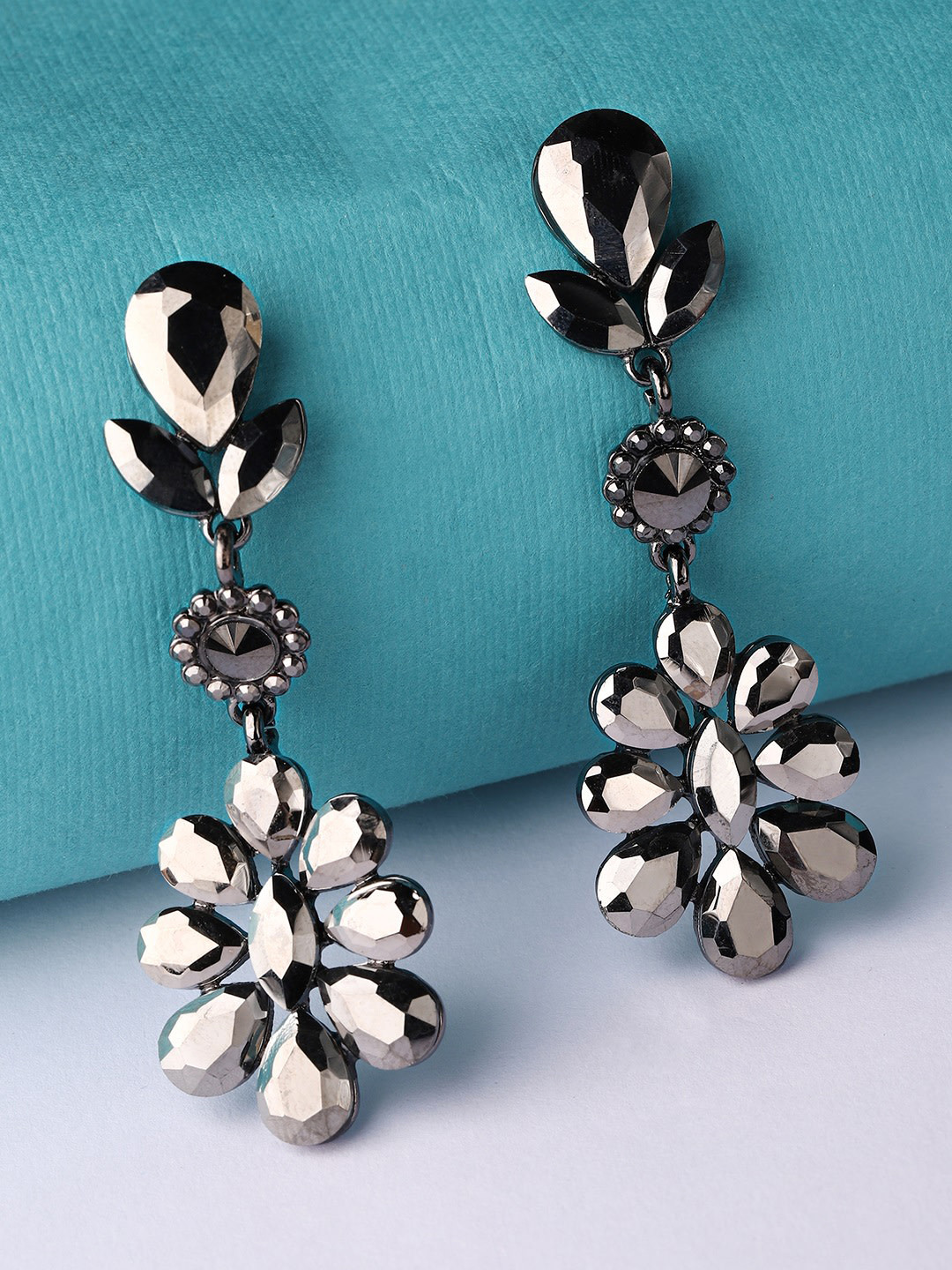 

TOKYO TALKIES X rubans FASHION ACCESSORIES Silver-Plated Handcrafted Classic Drop Earrings