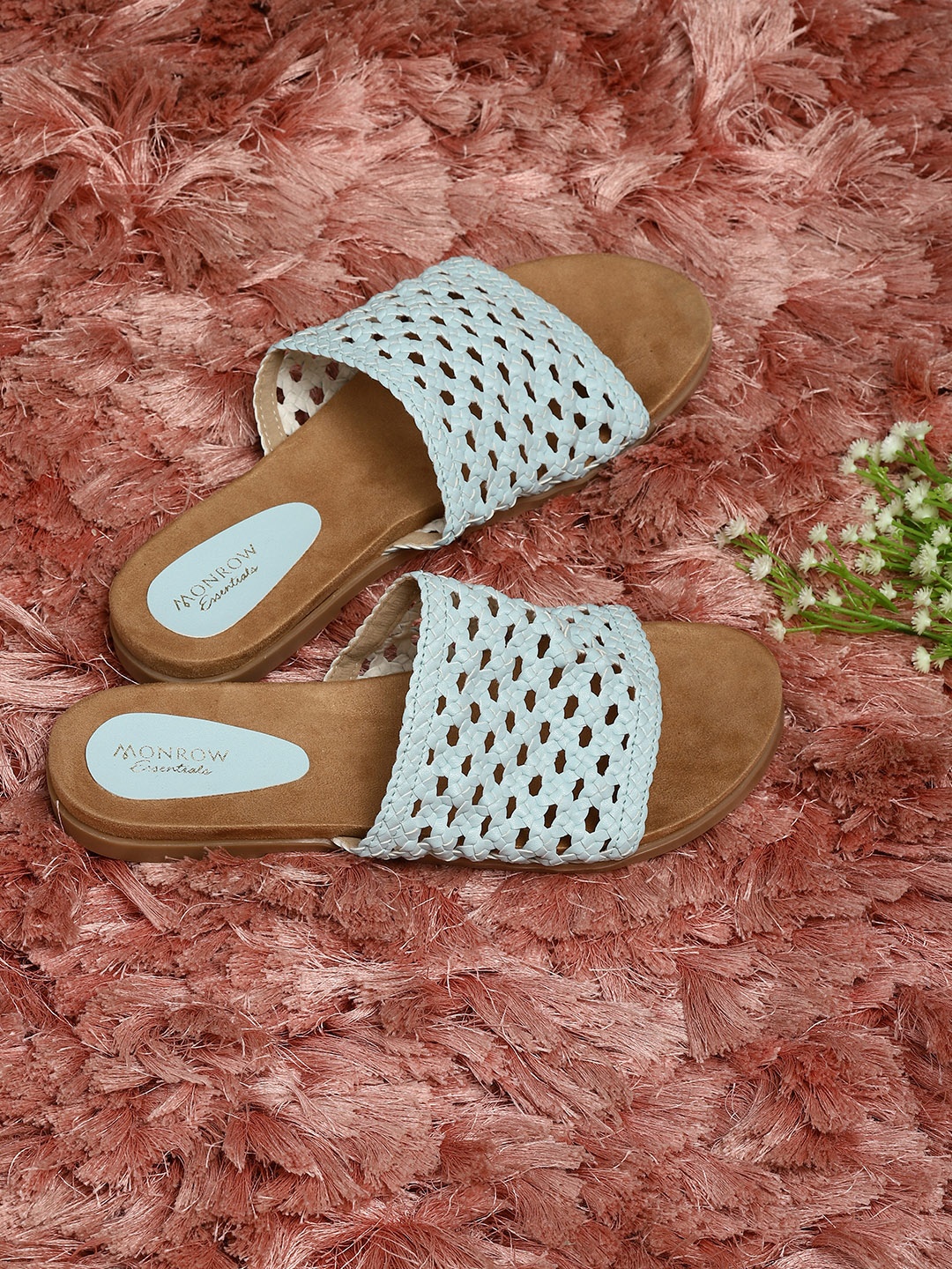 

Monrow Women Sea Green Woven Design Open Toe Flats
