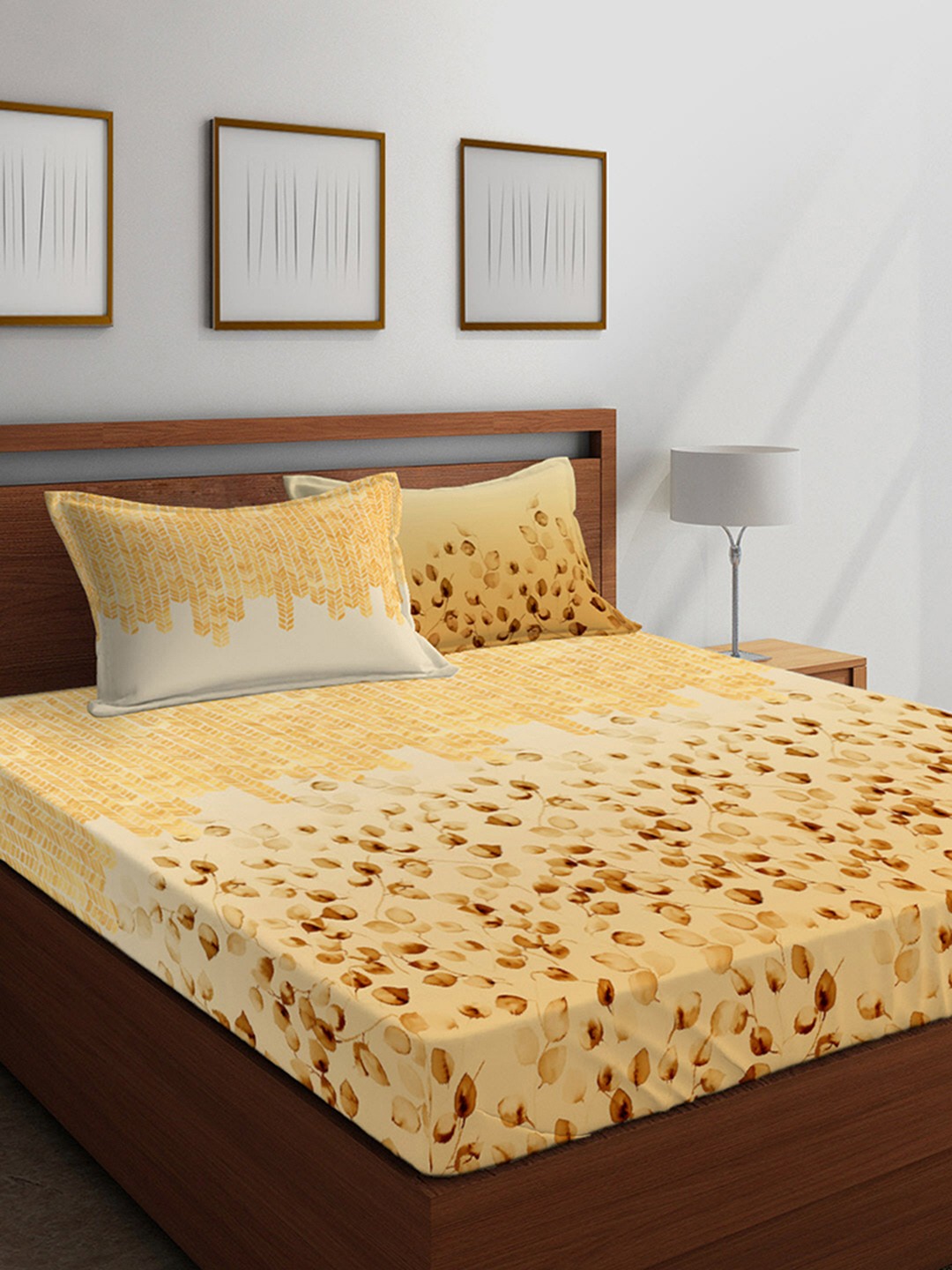 

Boutique Living India Yellow & Rust Floral 300 TC Cotton 1 King Bedsheet with 4 Pillow Covers