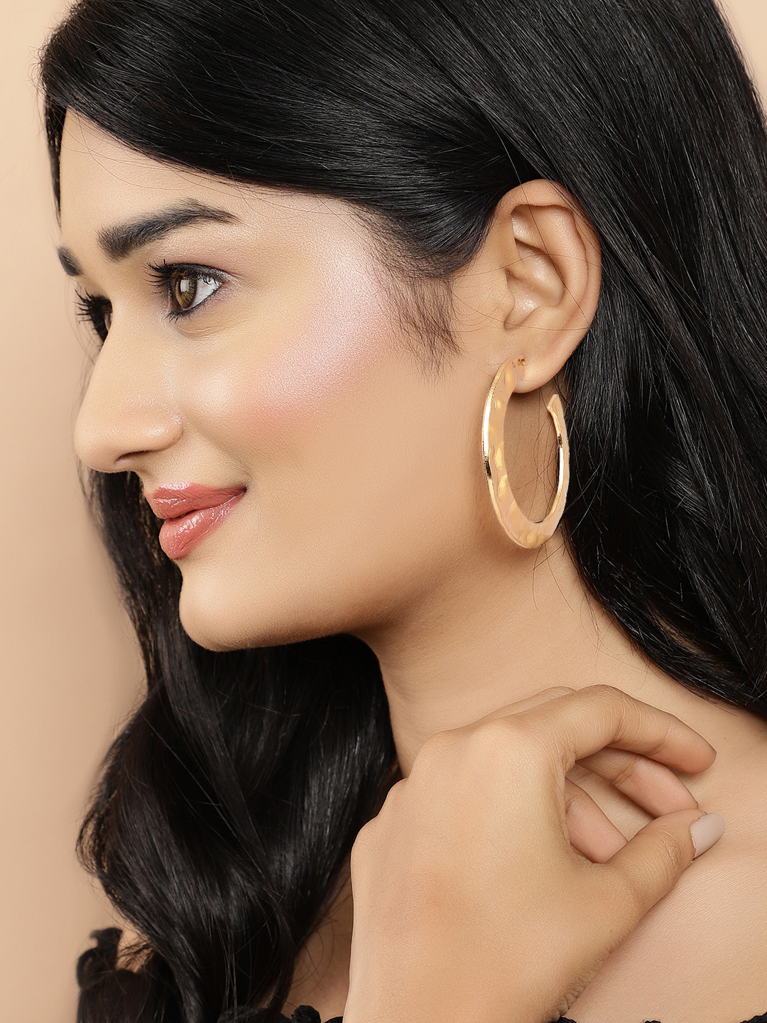 

TOKYO TALKIES X rubans FASHION ACCESSORIES Set Of 2 Gold-Plated Handcrafted Earrings