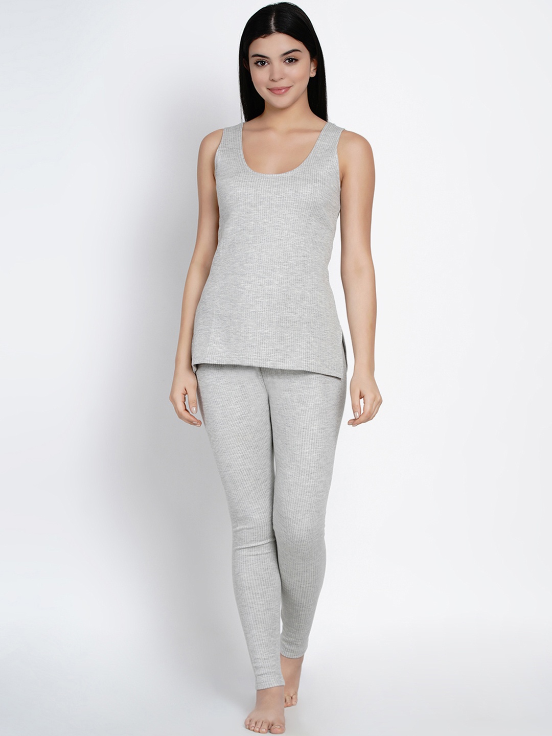 

ARMISTO Women Grey Solid Quilted Thermal Set