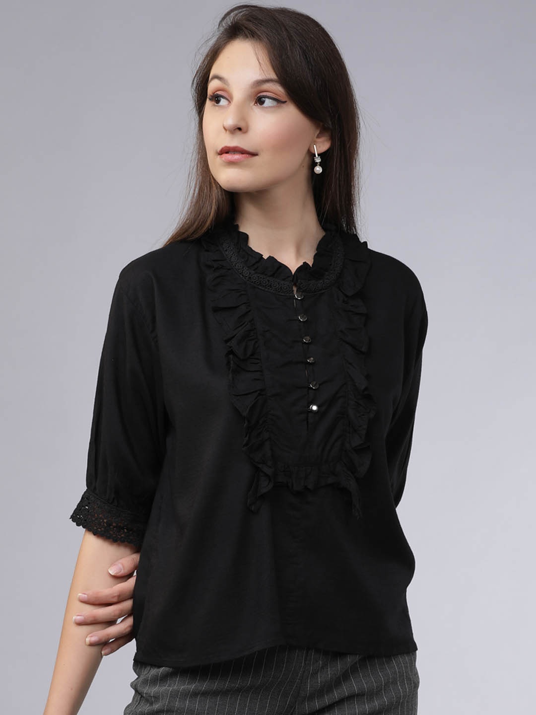 

Tokyo Talkies Women Black Solid Top