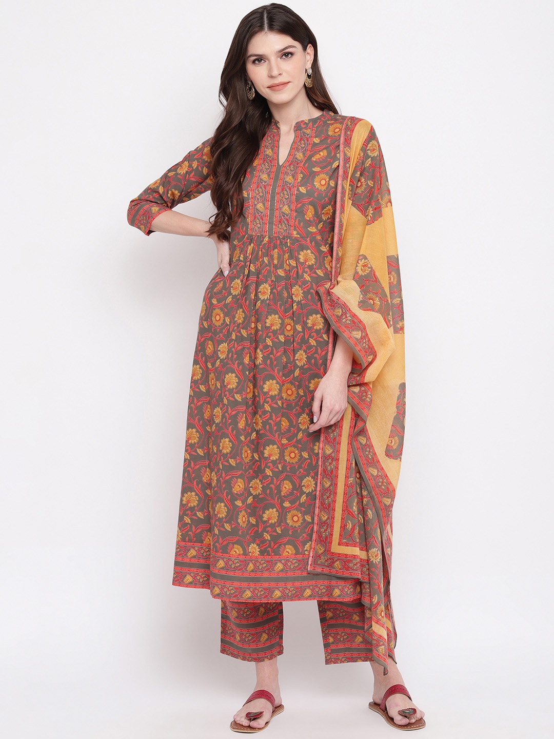 Vbuyz Women Grey & Pink Printed Kurta with Palazzos & Dupatta