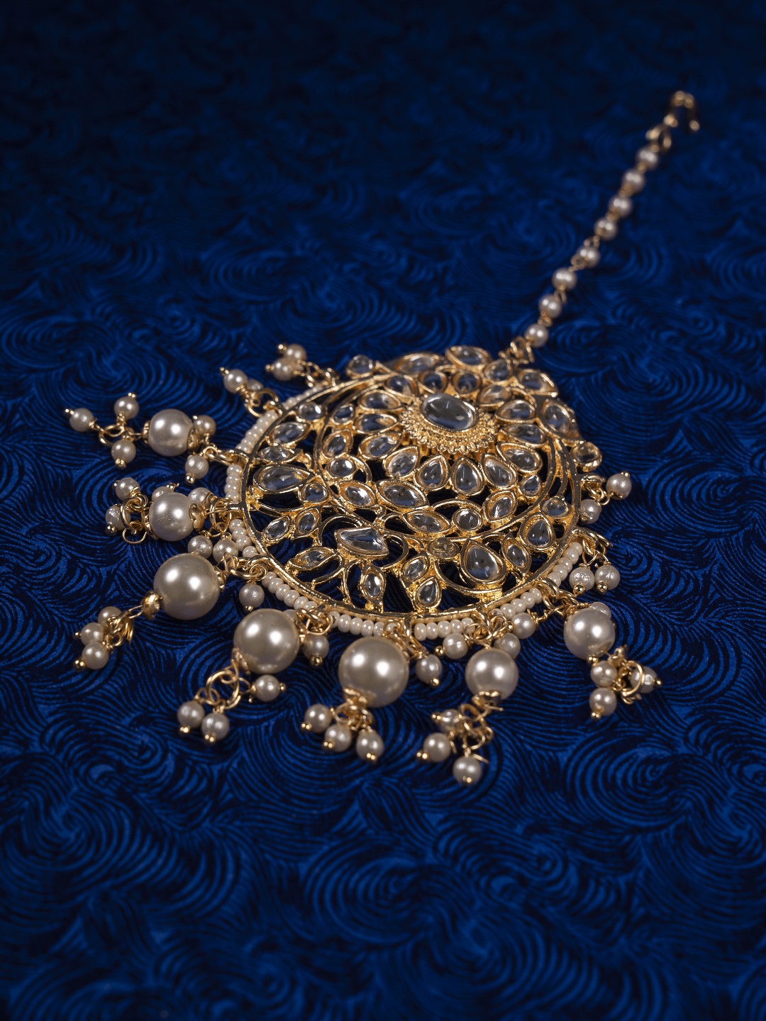 

Shoshaa 22KT Gold Plated Silver-Toned & Off-White Kundan & Pearl Studded Maang Tikka