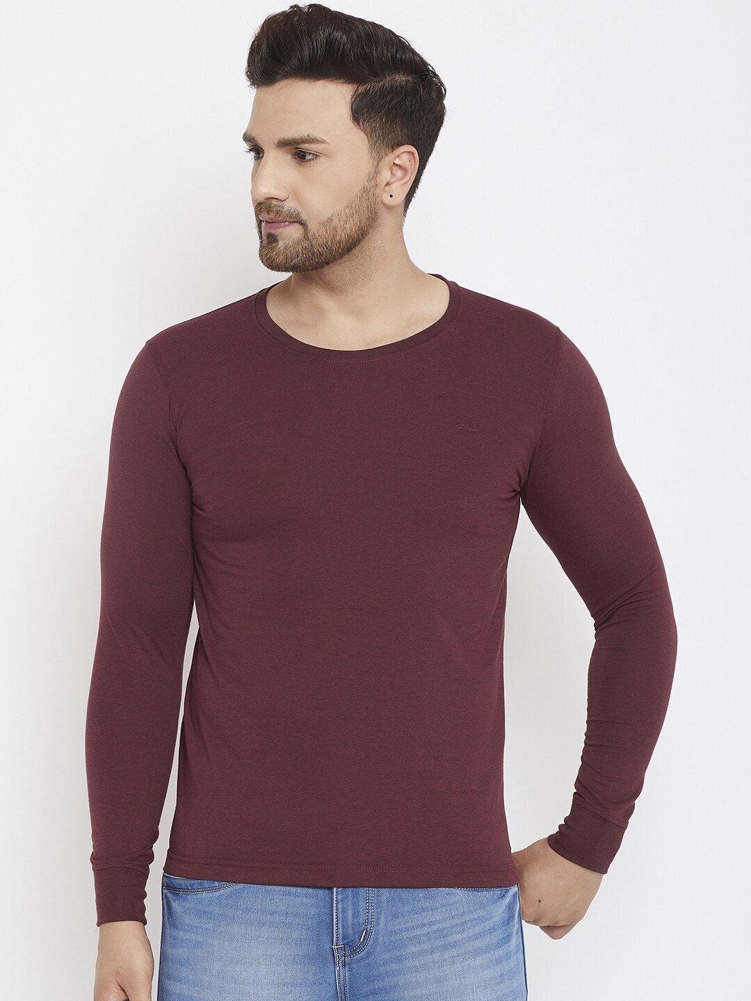 

Adobe Men Maroon Solid Round Neck T-shirt