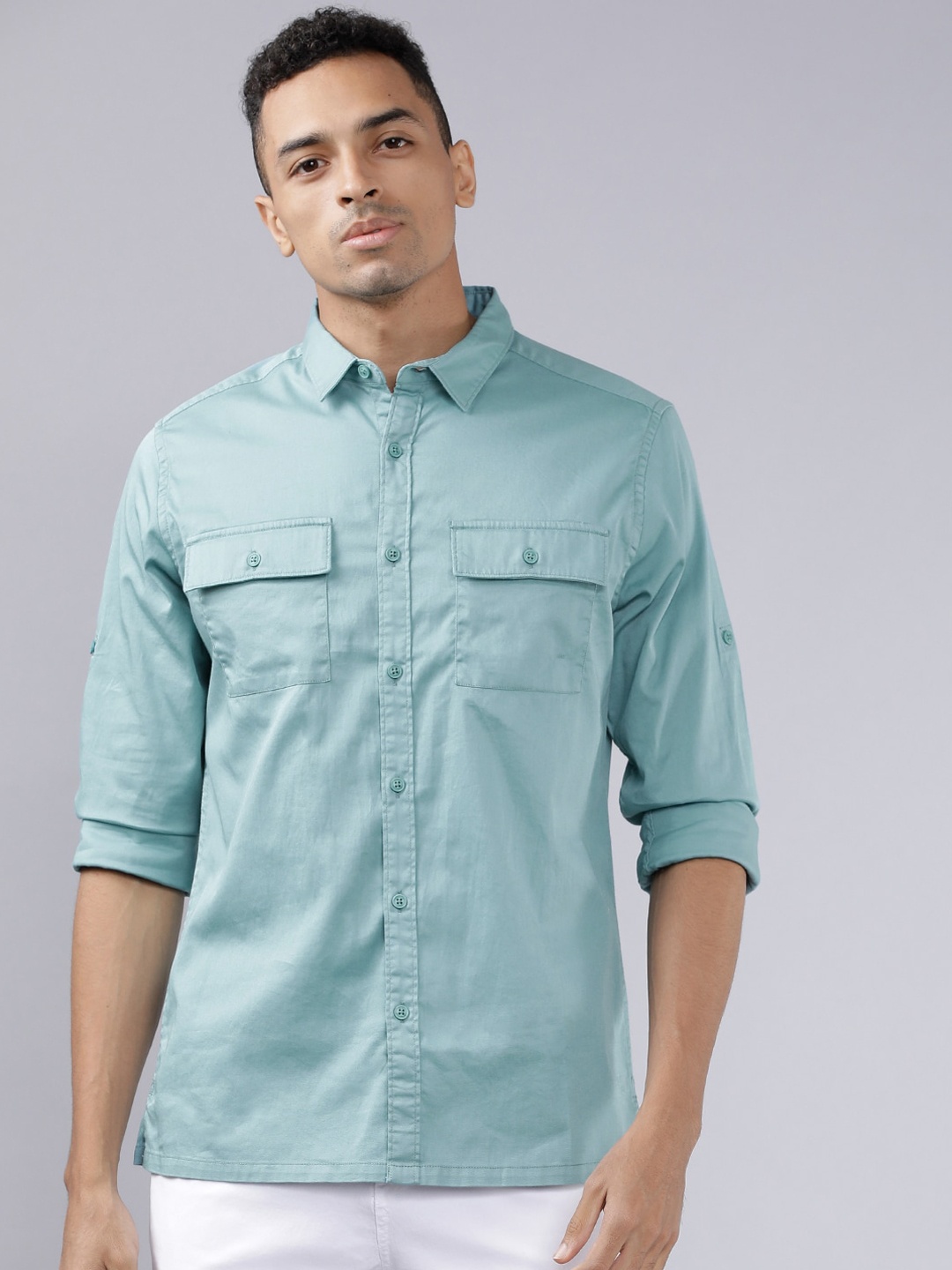 

LOCOMOTIVE Men Blue Slim Fit Solid Casual Shirt