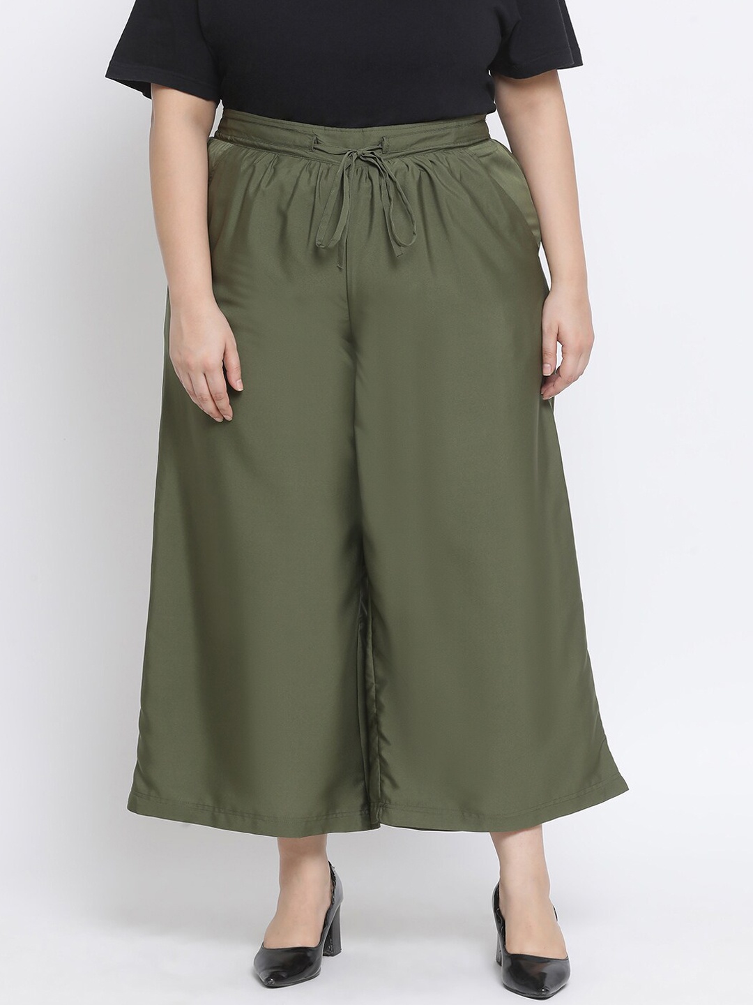 

Oxolloxo Women Olive Green Relaxed Regular Fit Solid Peg Trousers
