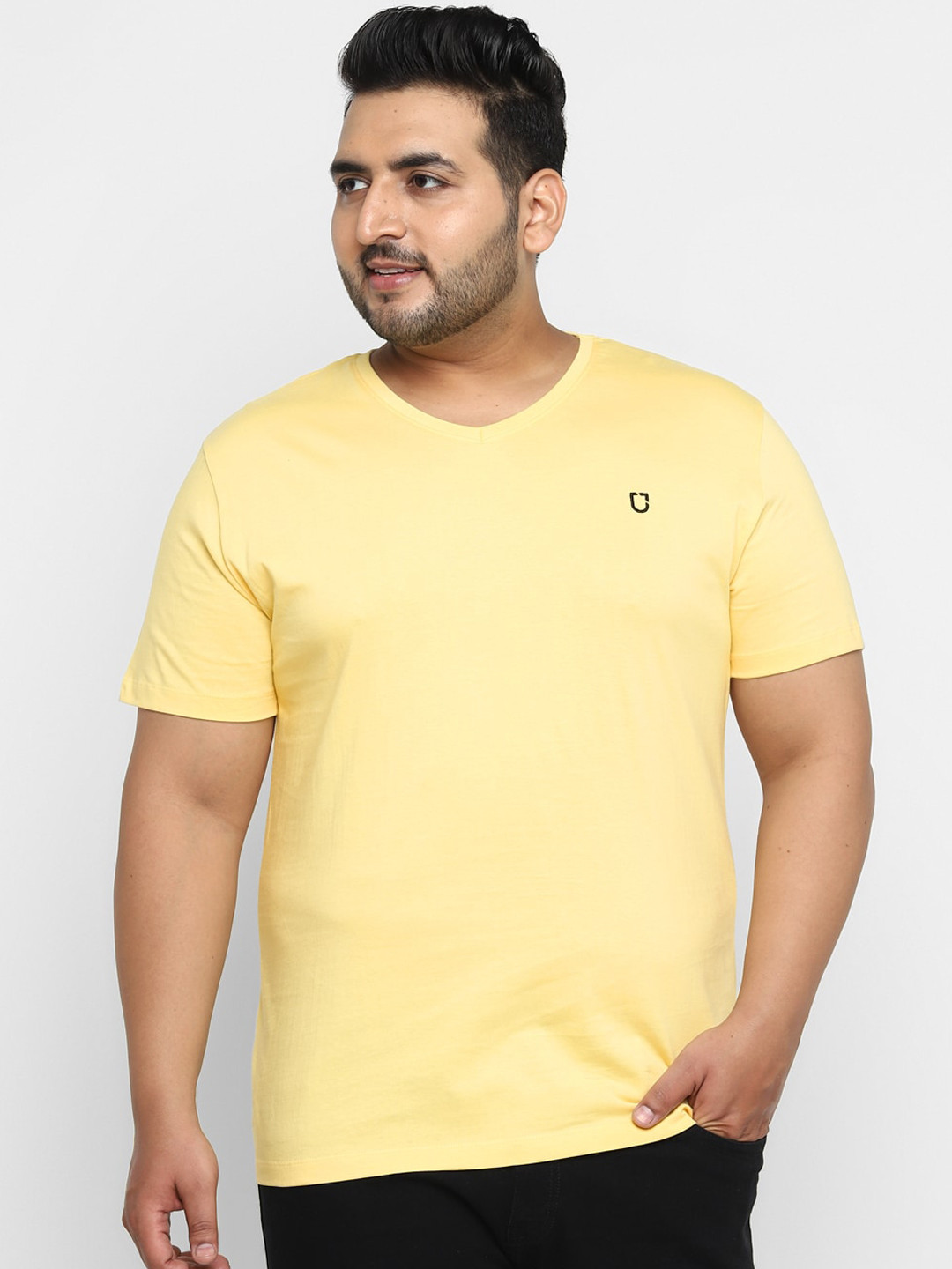 

Urbano Plus Men Yellow Solid V-Neck Pure Cotton T-shirt