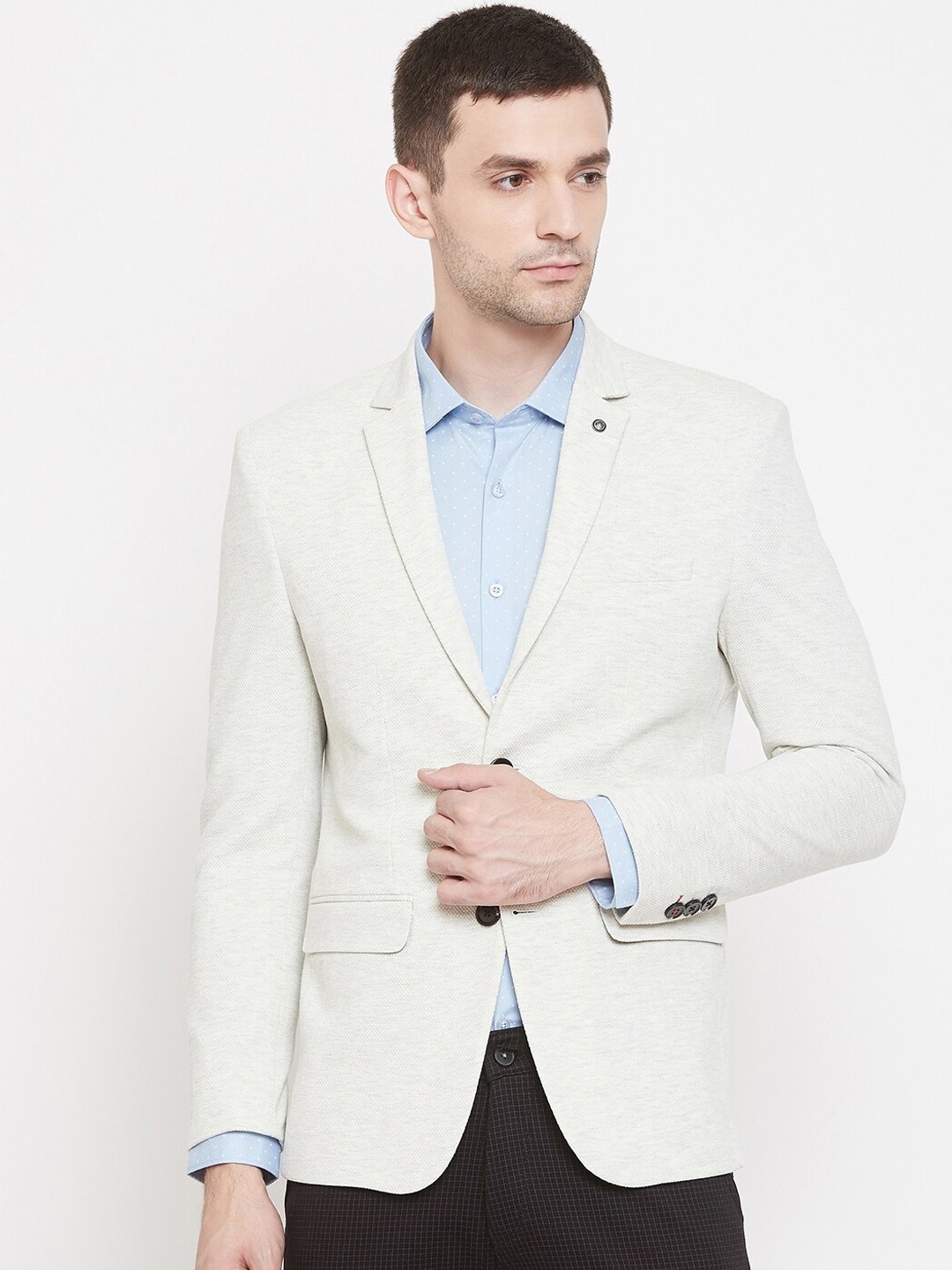 

Crimsoune Club Men Off-White Solid Slim-Fit Single-Breasted Party Blazer