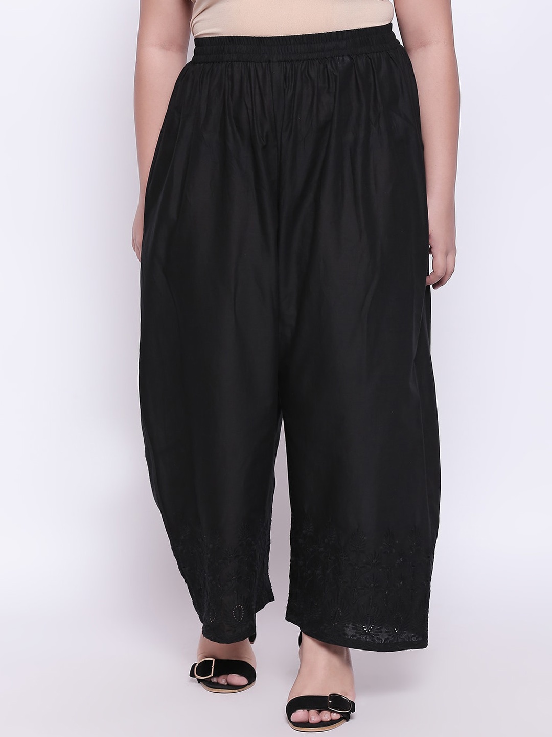 

RANGMANCH PLUS by Pantaloons Women Black Hem Design Wide Leg Palazzos