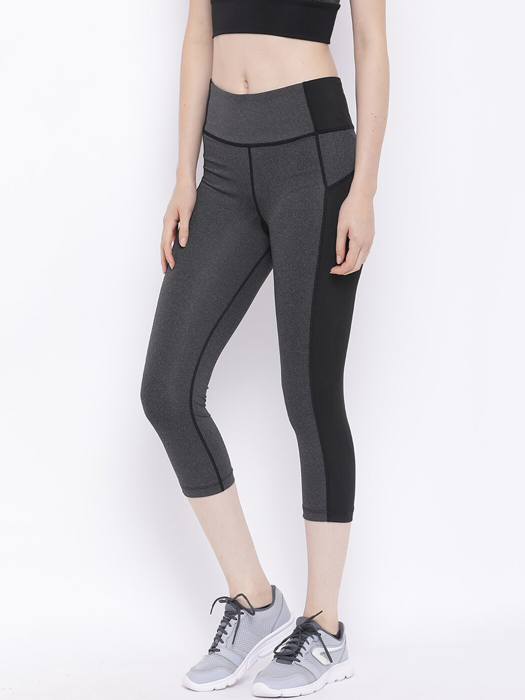 

Chkokko Women Grey Solid Slim Fit Gym Capris