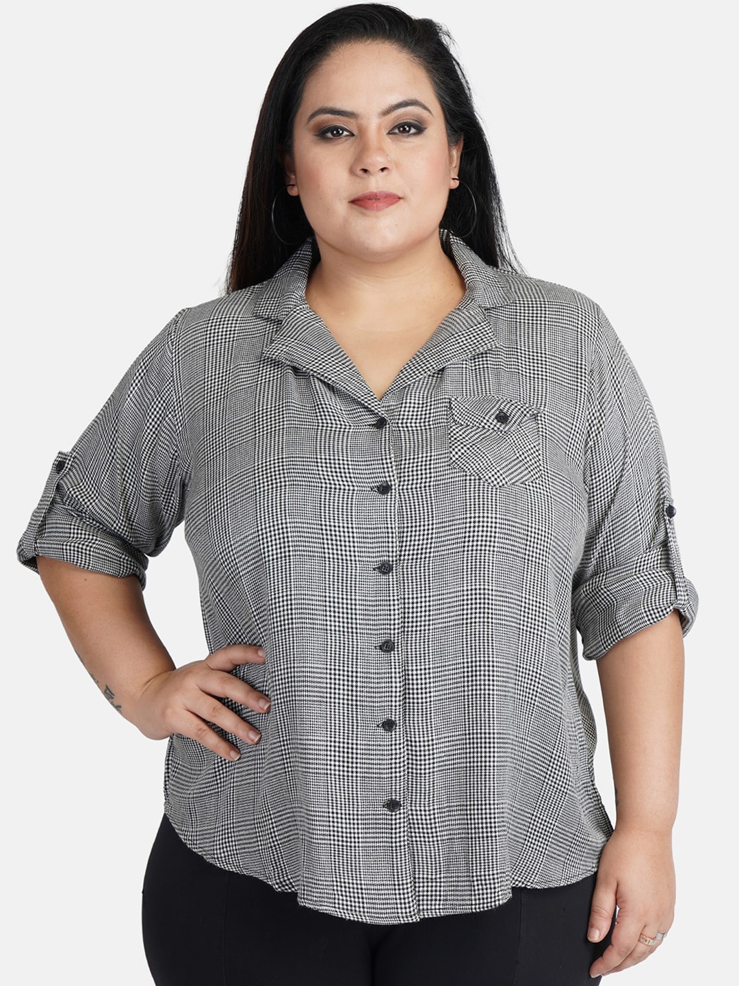 

Indietoga Women Black & White Checked Slim Fit Striped Casual Plus Size Shirt
