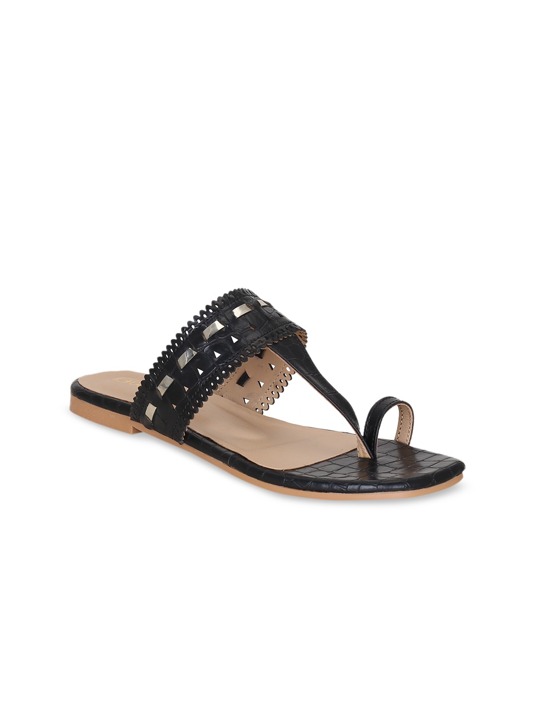 

Get Glamr Women Black Textured One Toe Flats