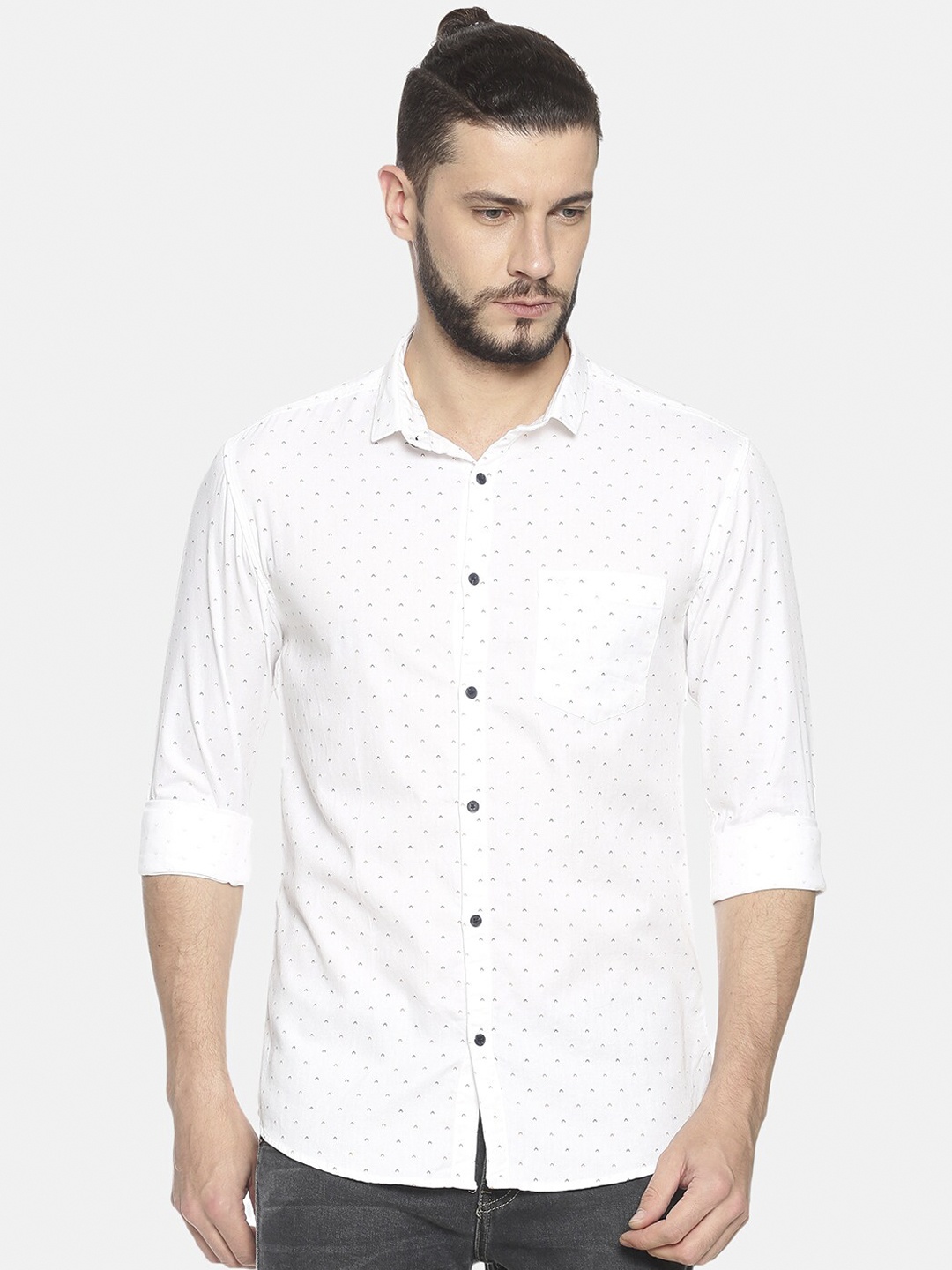 SHOWOFF Men White Slim Fit Printed Casual Shirt