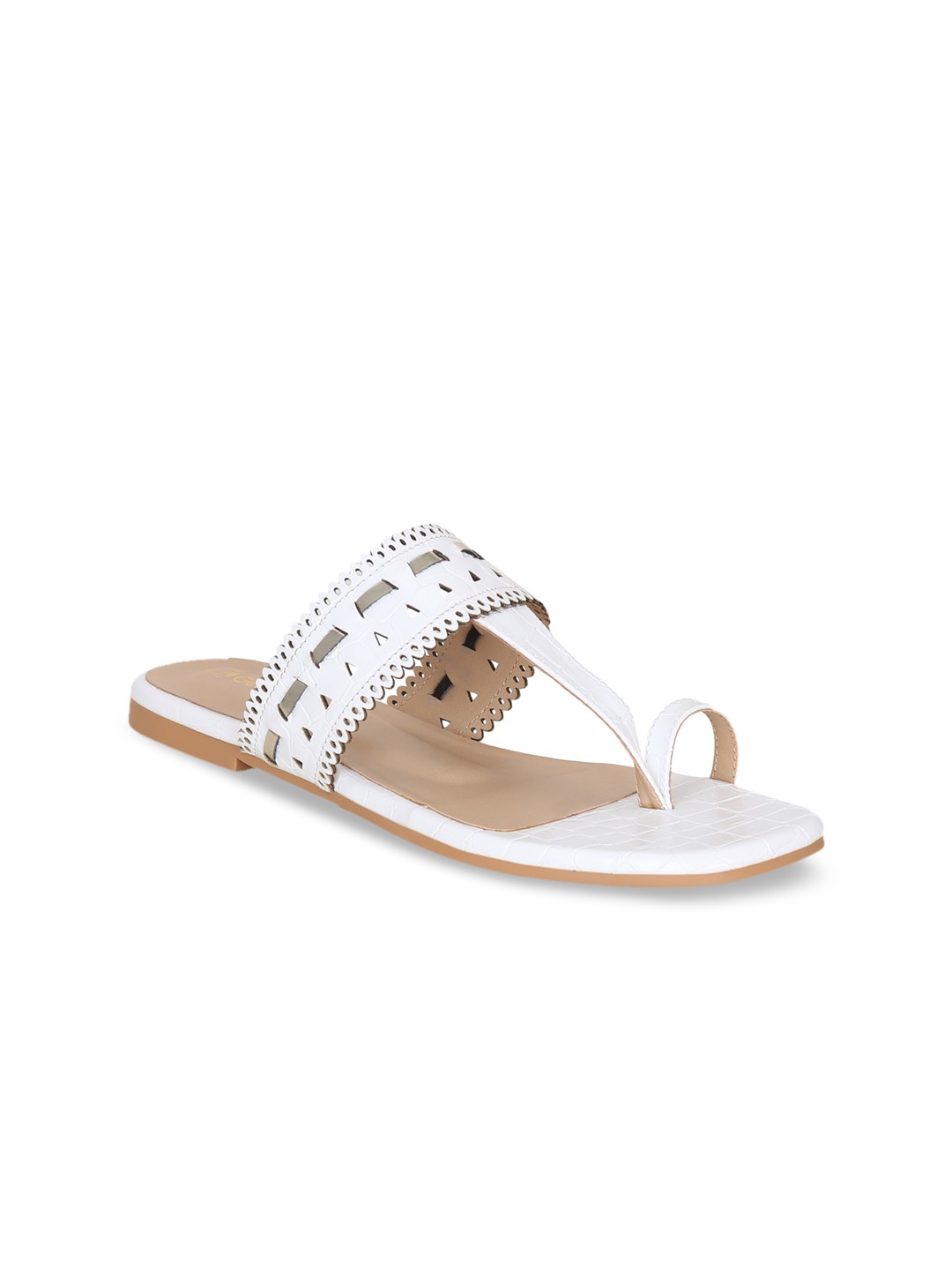 

Get Glamr Women White Textured One Toe Flats