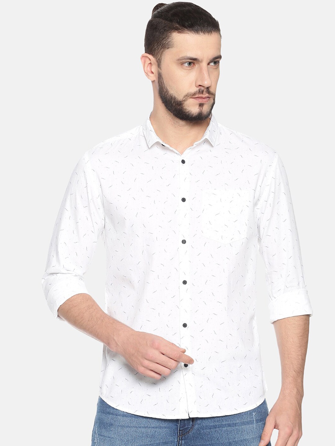 

SHOWOFF Men White Slim Fit Printed Casual Shirt