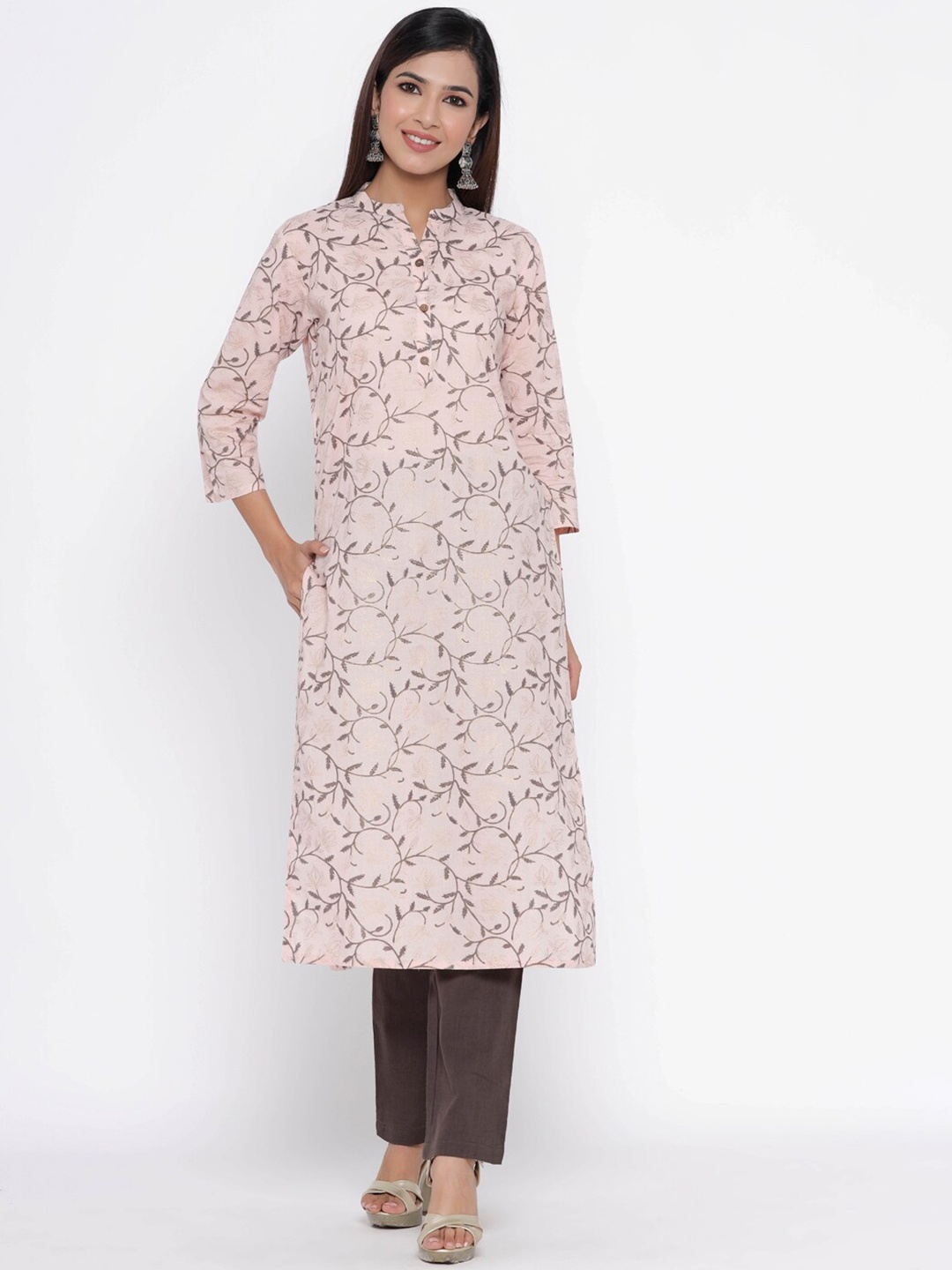 

Silai Bunai Women Peach-Coloured Kurta